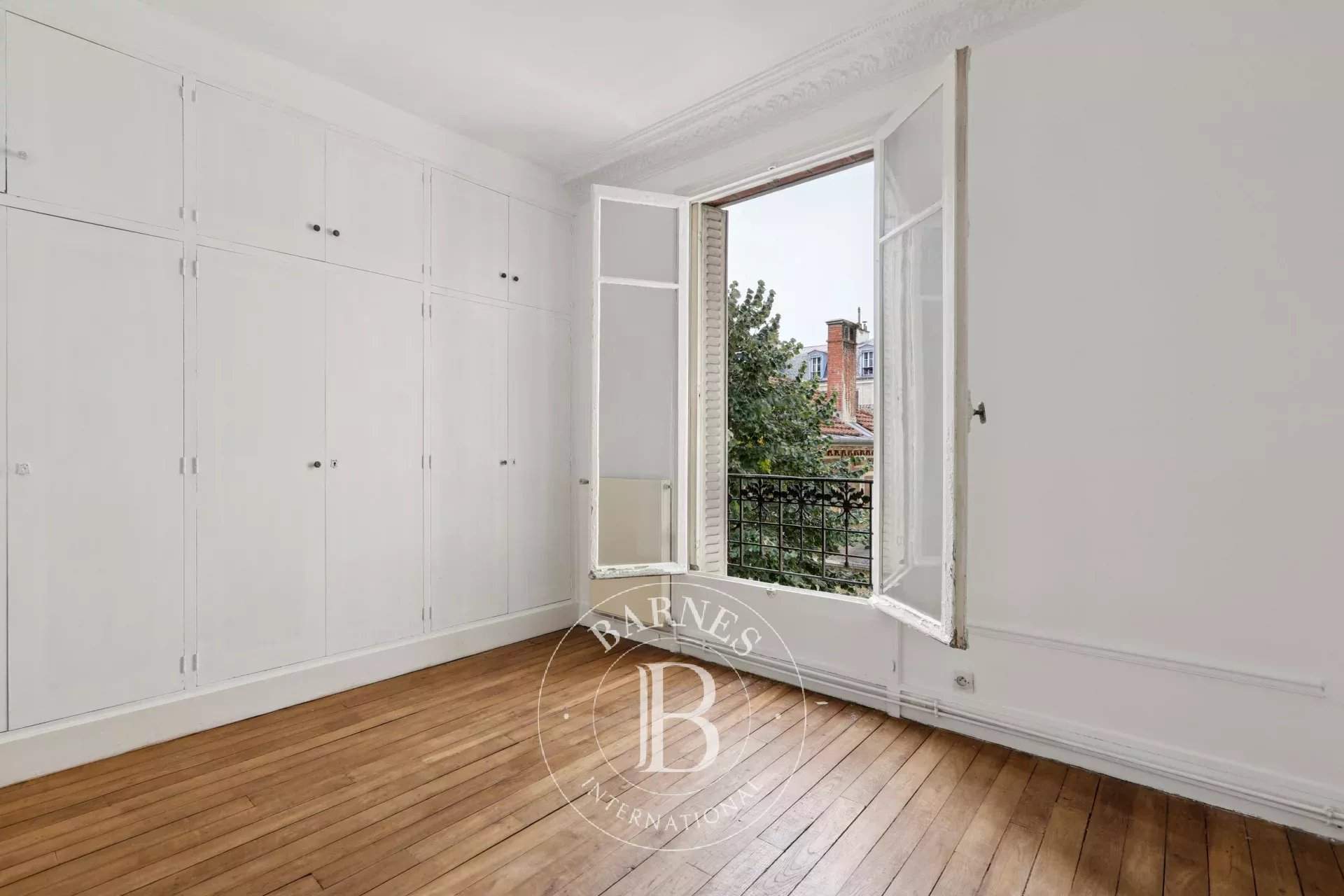 Paris  - Apartment 1 Bedroom - picture 1