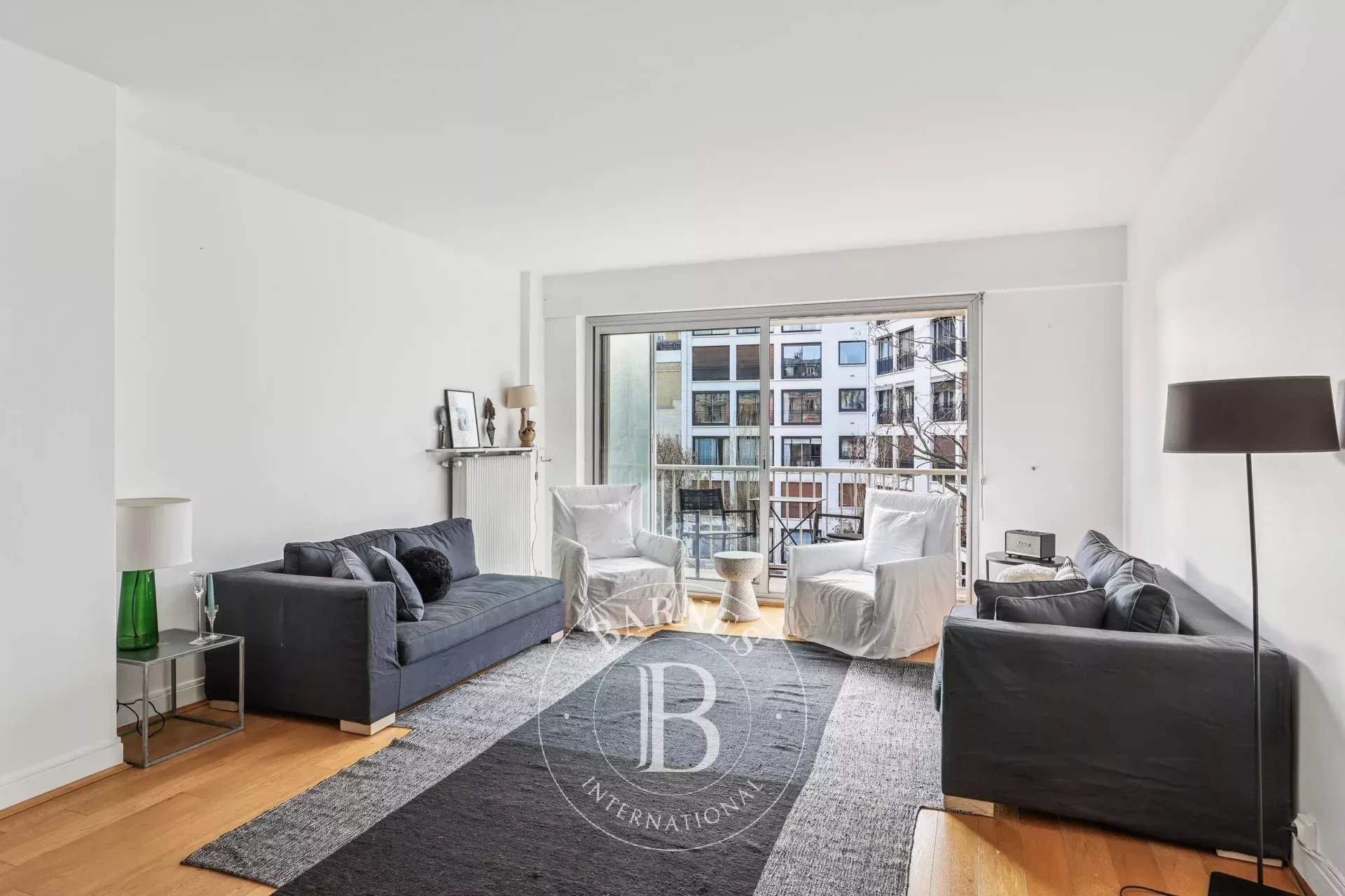 Paris  - Apartment 2 Bedrooms - picture 2