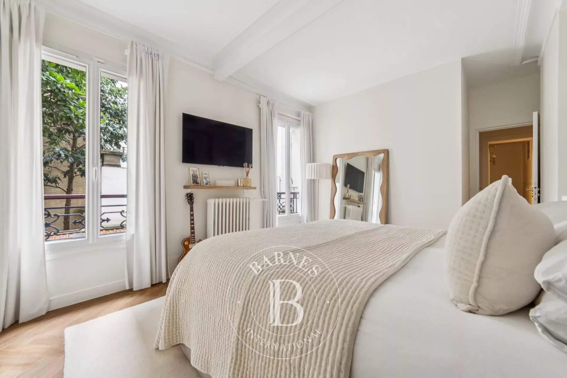 Paris  - Apartment 2 Bedrooms - picture 12