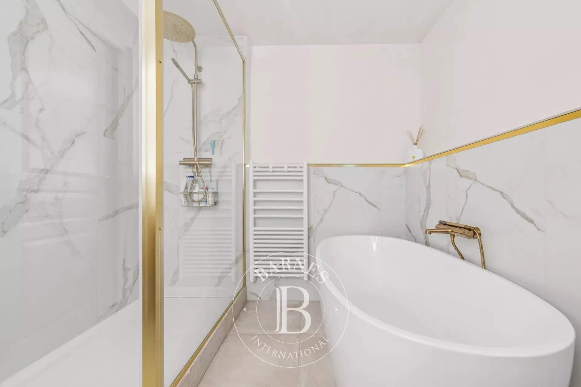 Paris  - Apartment 2 Bedrooms - picture 9