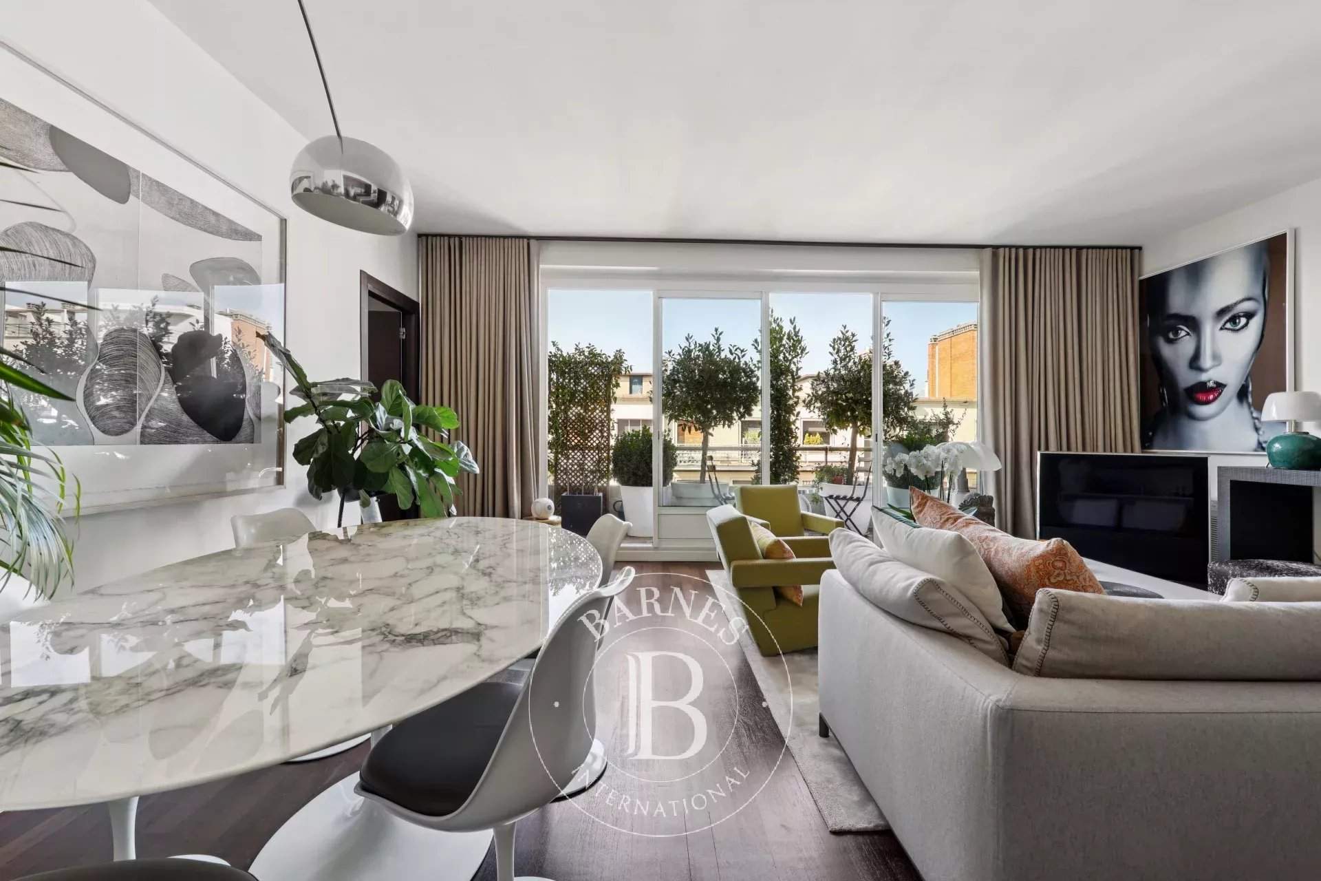 Paris  - Appartement 3 Pi&egrave;ces 2 Chambres - picture 4