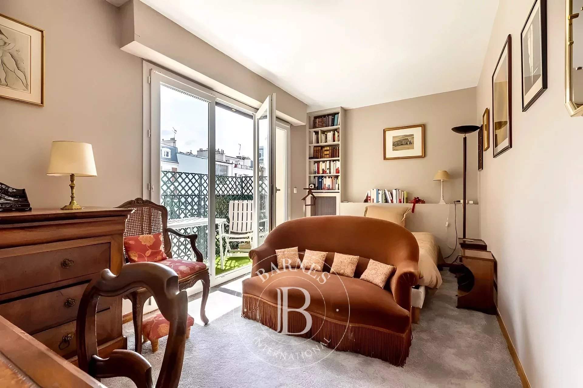 Paris  - Apartment 2 Bedrooms - picture 9