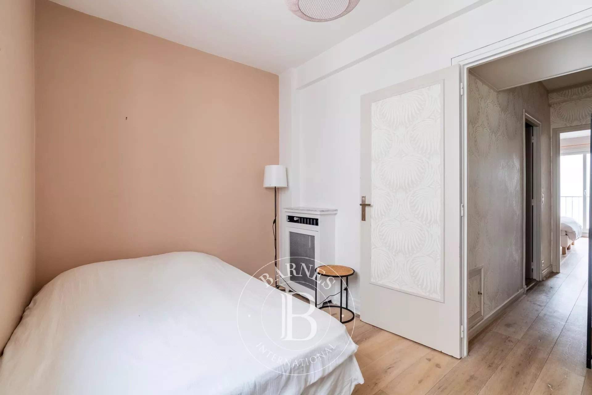 Paris  - Apartment 2 Bedrooms - picture 14