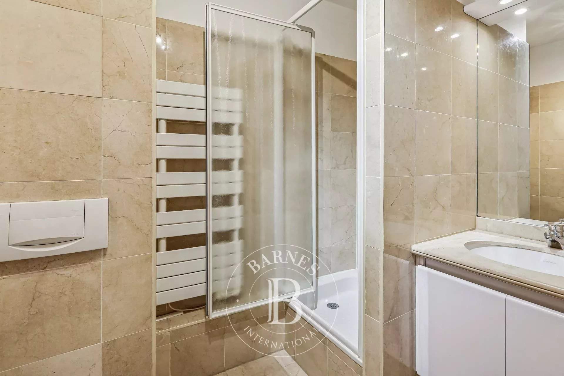 Paris  - Appartement 4 Pi&egrave;ces 2 Chambres - picture 16