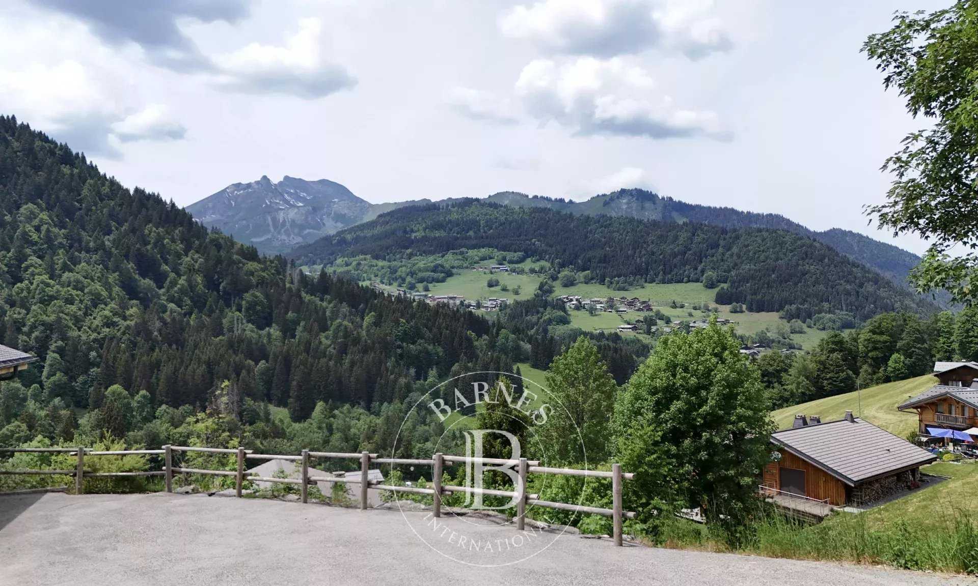 Les Gets  - Terrain constructible 