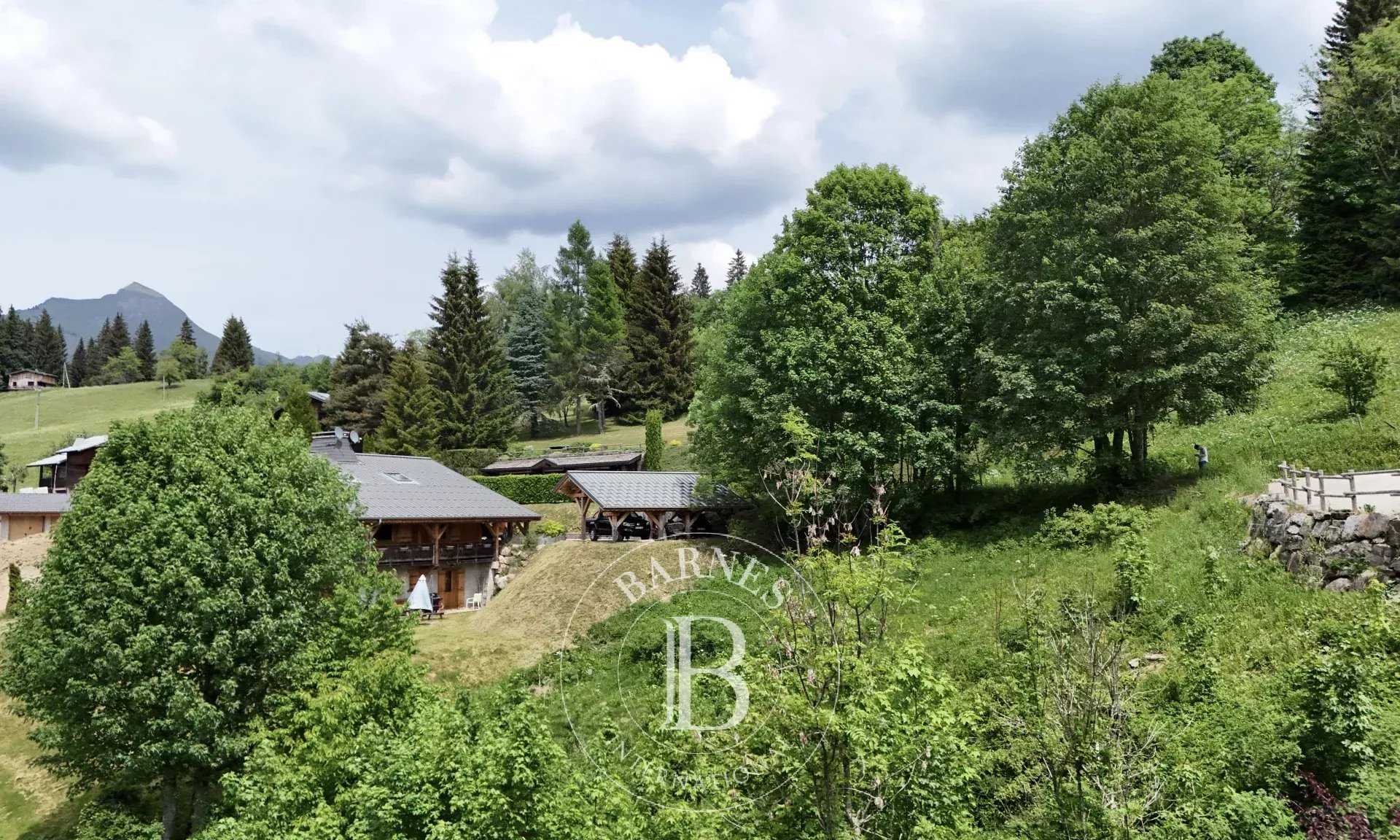 Les Gets  - Terrain constructible 
