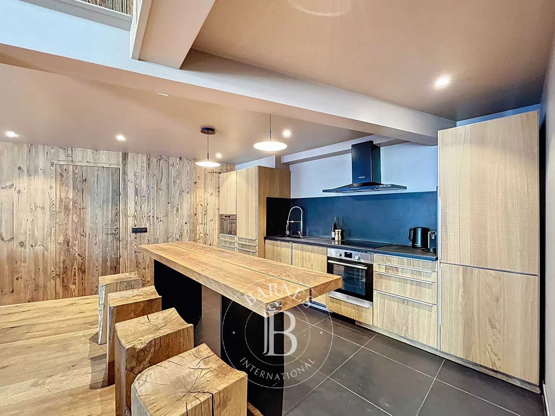 Morzine  - Apartment 6 Bedrooms