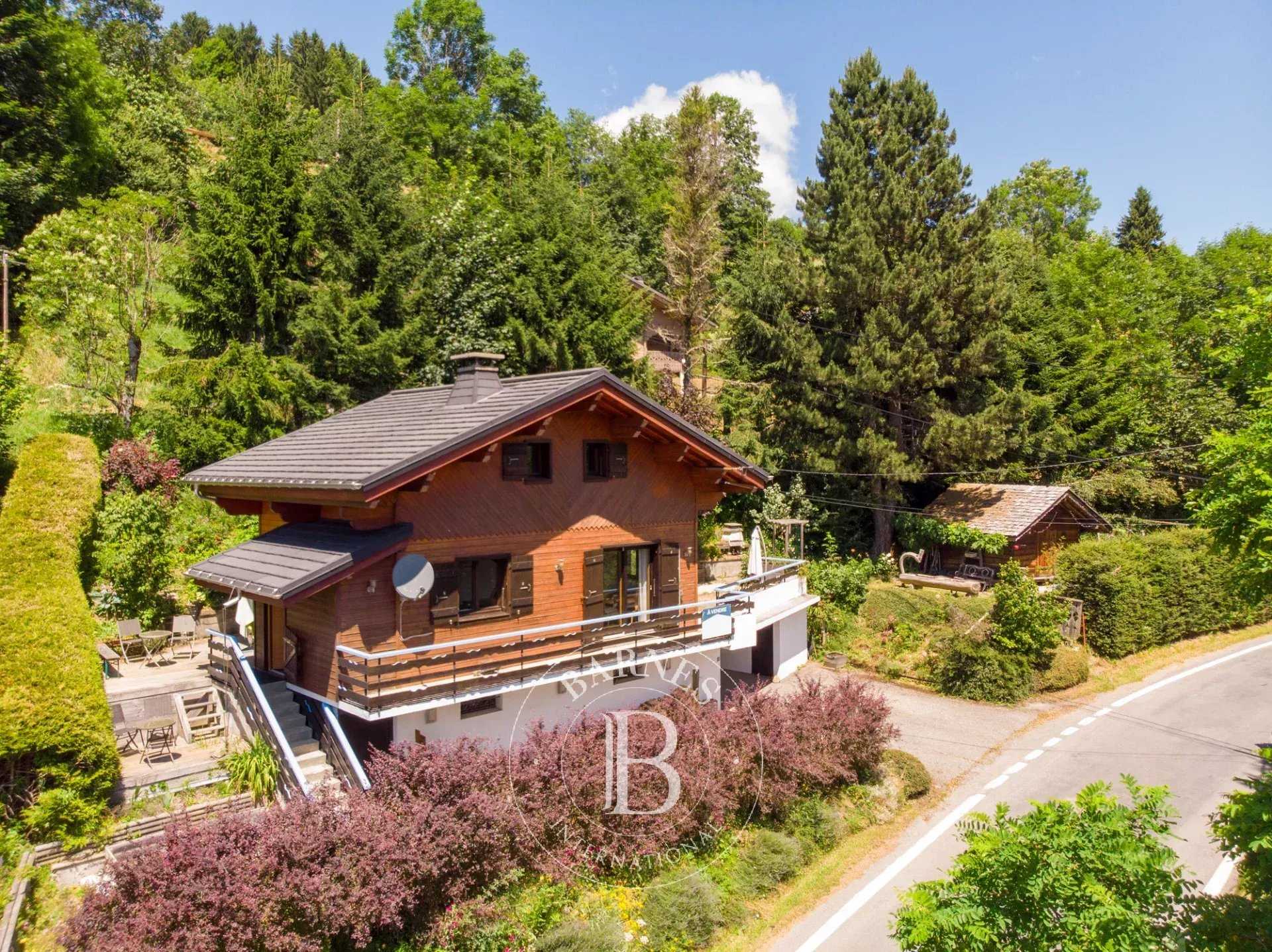 Chalet Les Gets  -  ref 85169649 (picture 1)