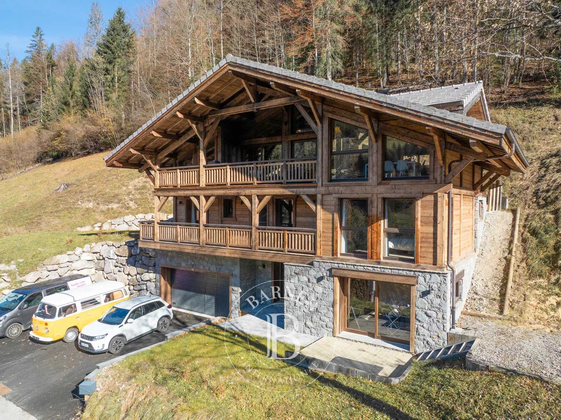 Chalet Morzine  -  ref 86477111 (picture 1)