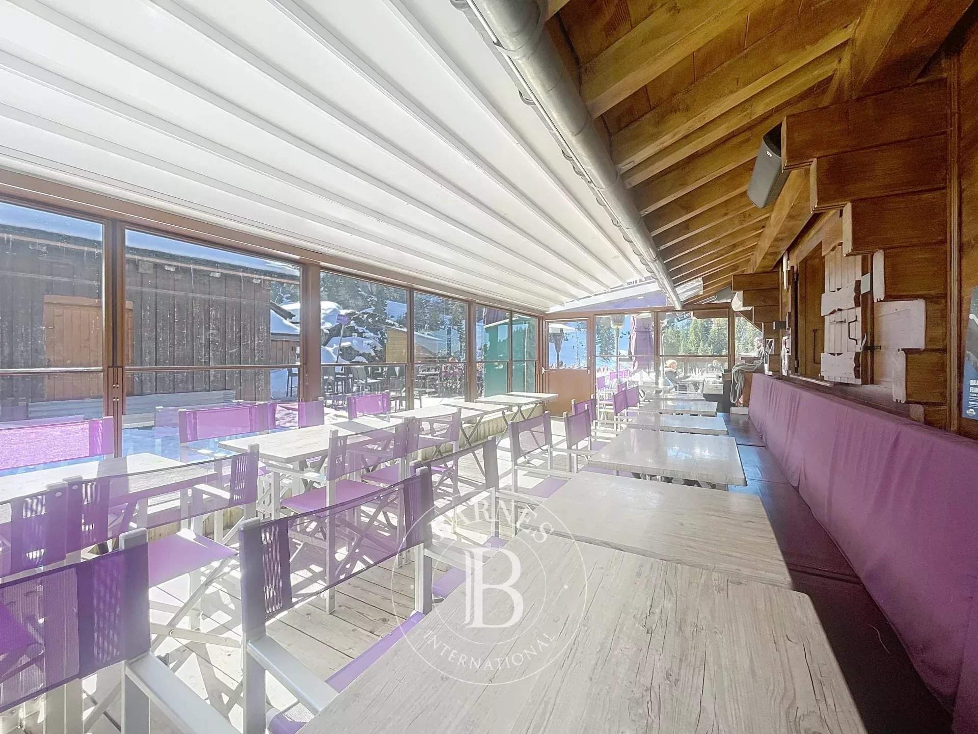 Montriond  - Commerce 5 Pièces - picture 15