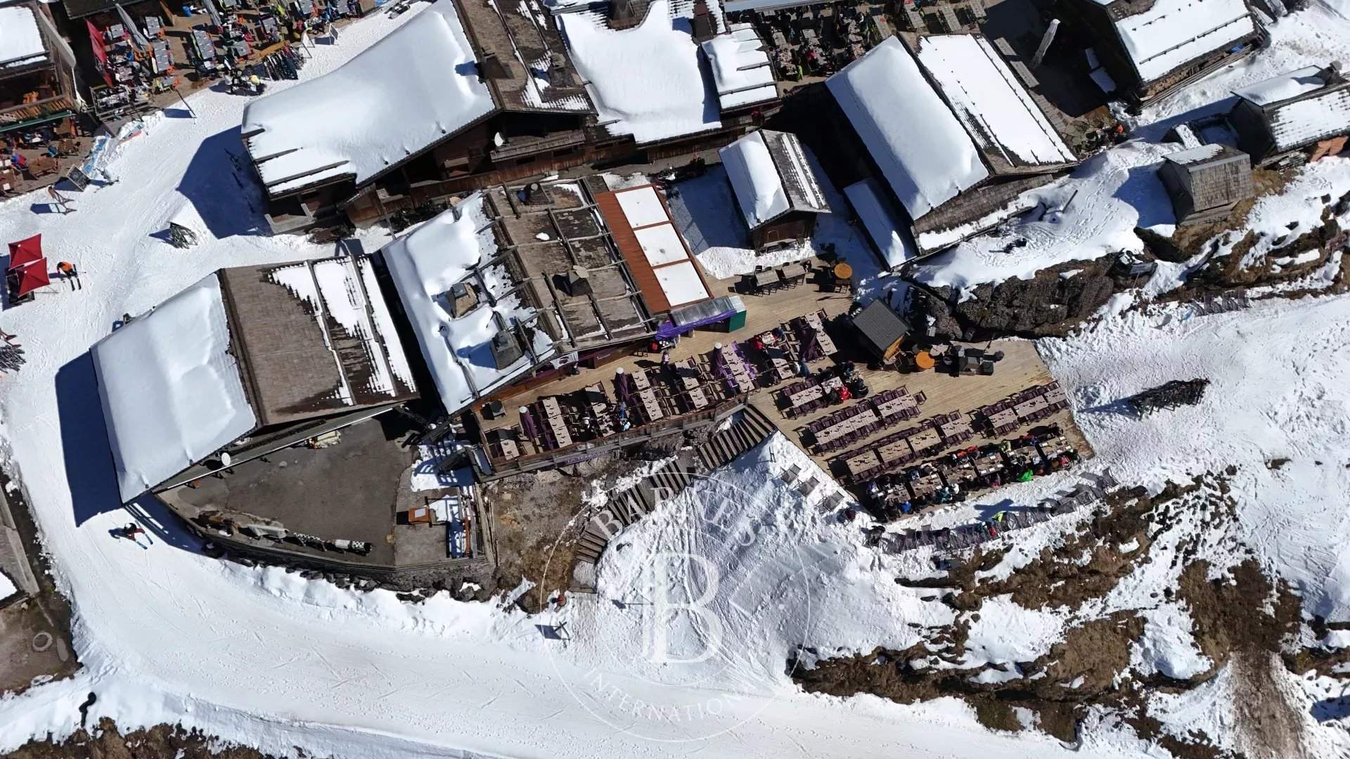 Montriond  - Commerce 5 Pièces - picture 18