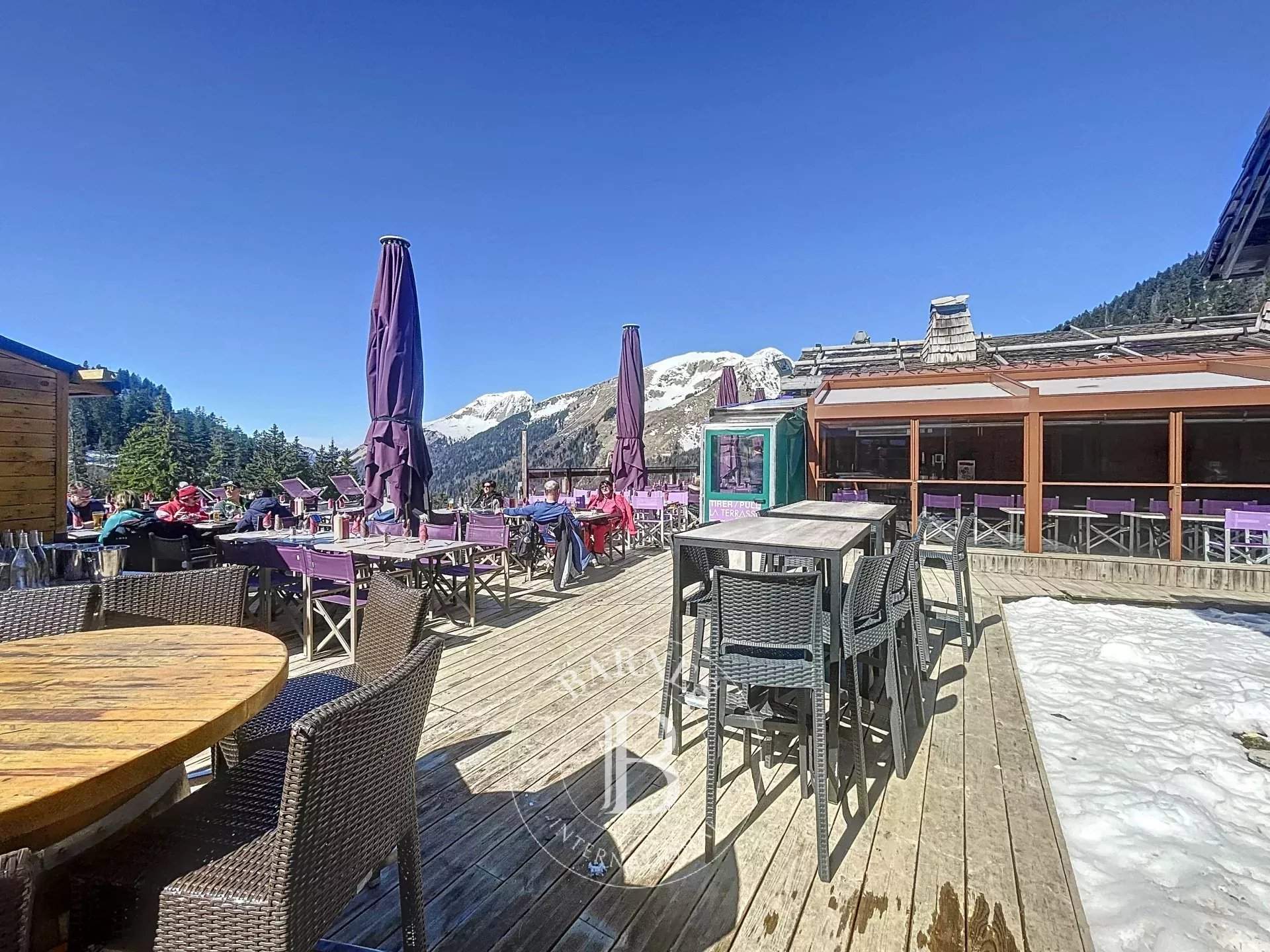 Montriond  - Commerce 5 Pièces - picture 16