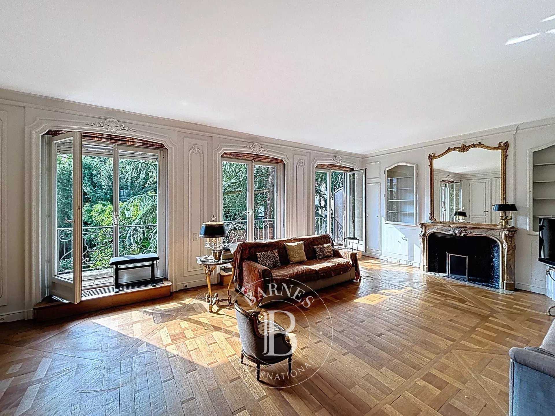 Bruxelles  - Apartment 4 Bedrooms