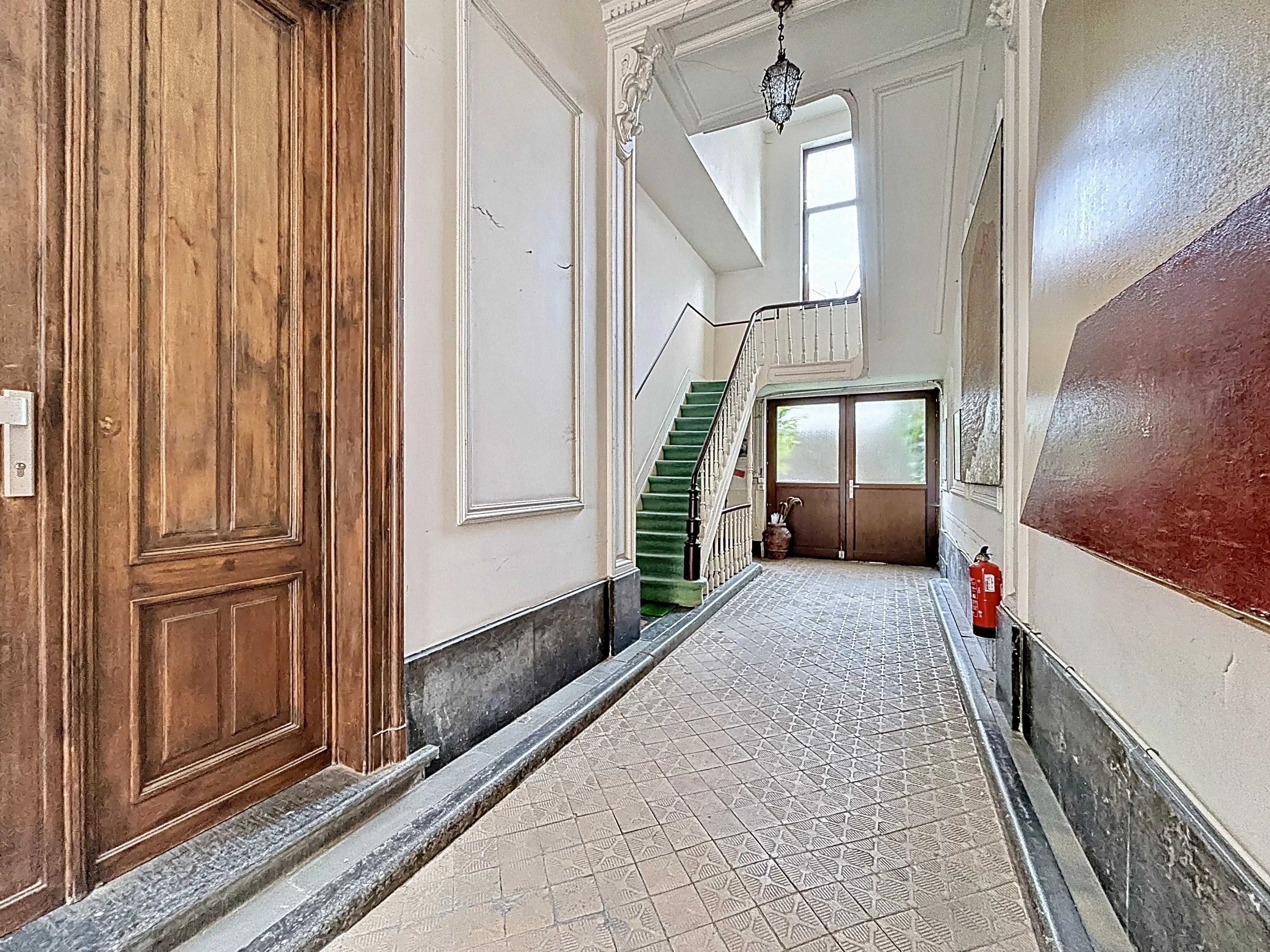Saint-Gilles  - Maison 14 Pi&egrave;ces