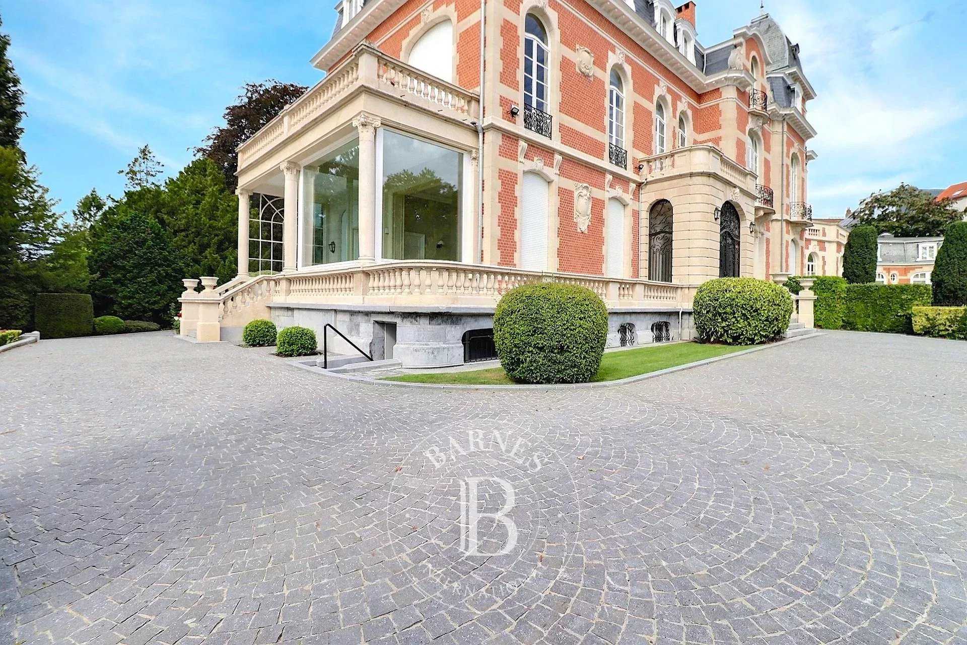 Woluwe-Saint-Pierre  - Offices 6 Bedrooms