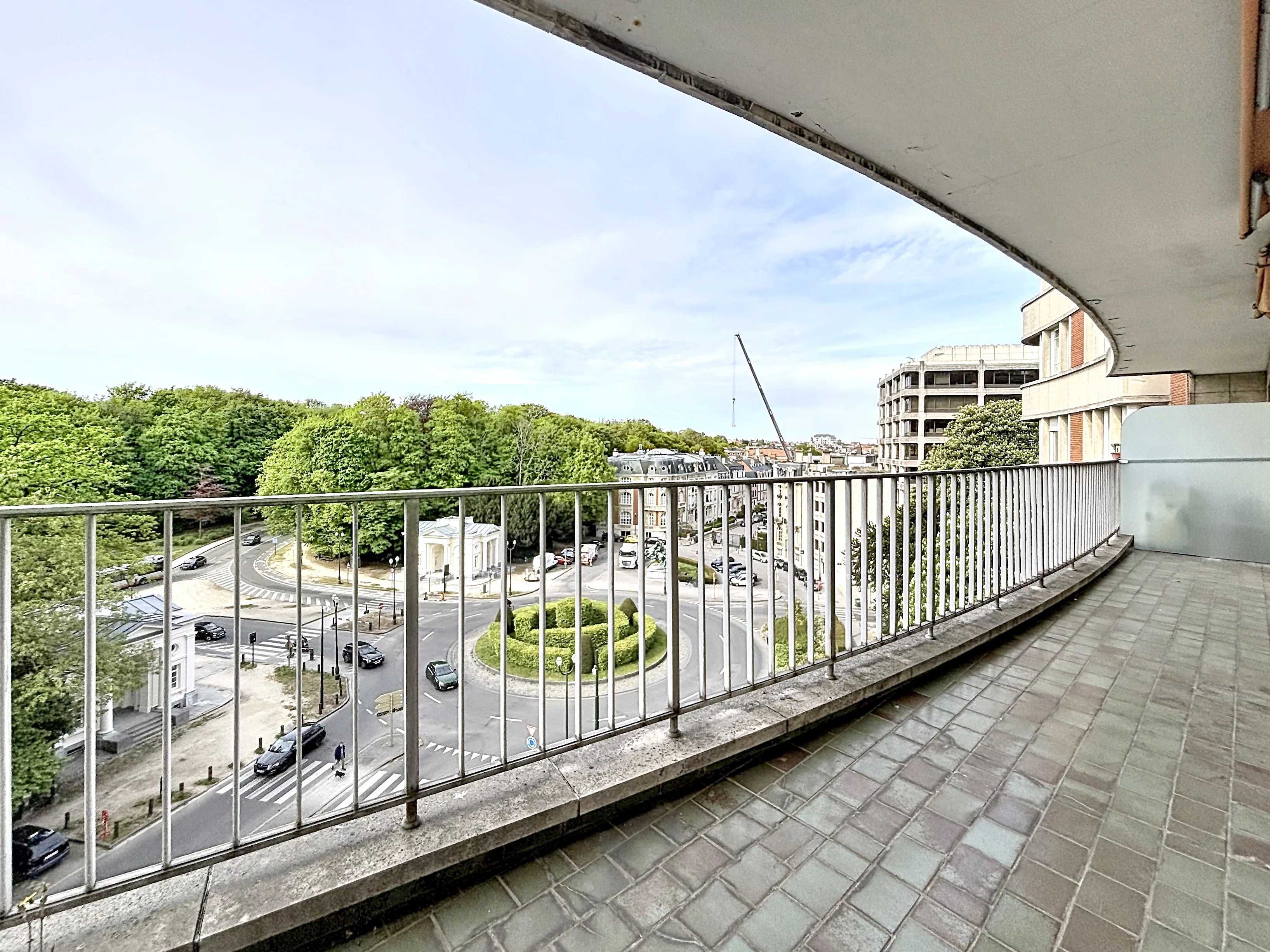 Ixelles  - Appartement 10 Pi&egrave;ces 4 Chambres
