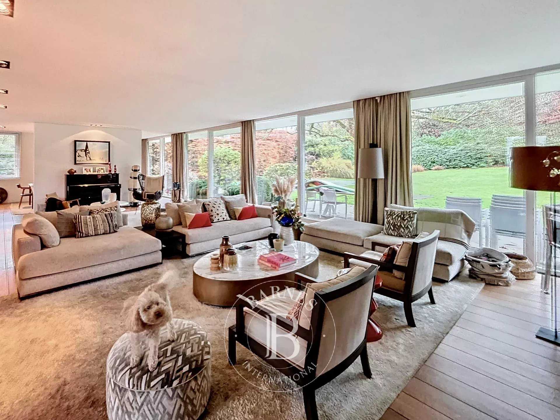 Uccle  - Maison 8 Pièces 5 Chambres