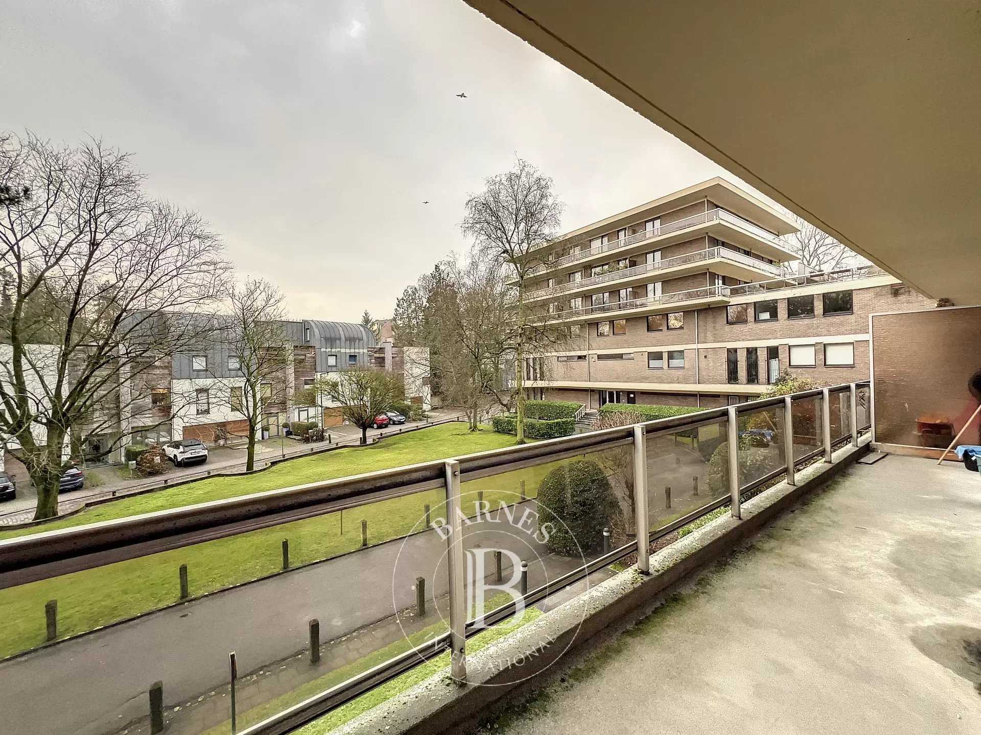 Uccle  - Apartment 