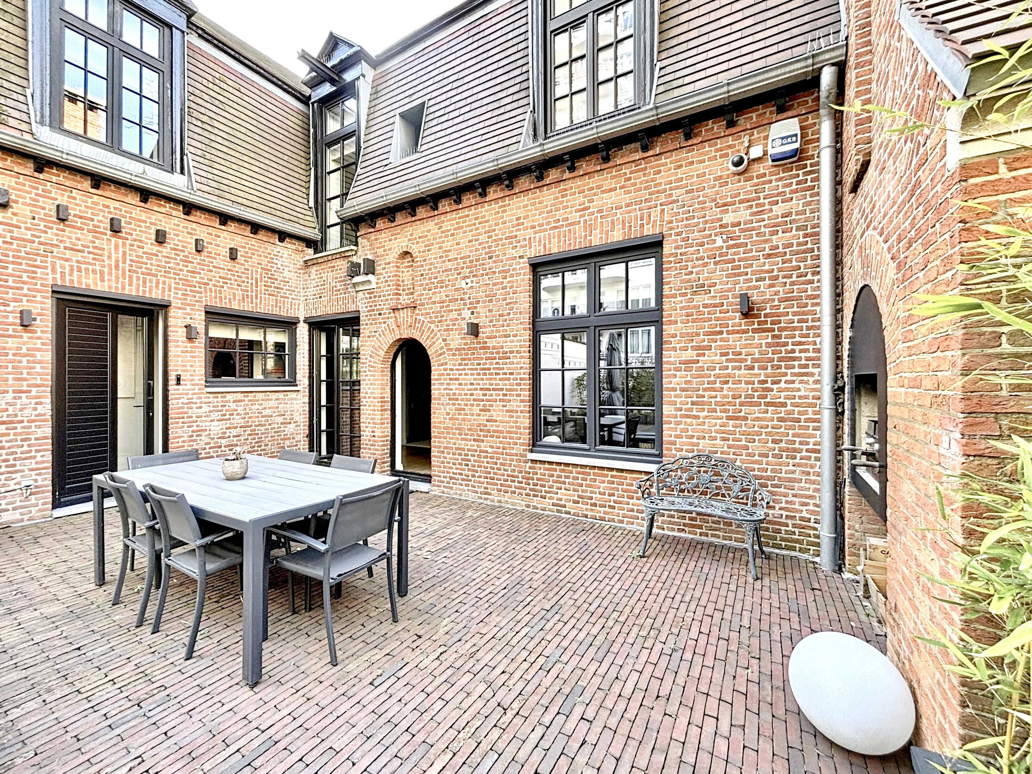 Ixelles  - Maison 7 Pi&egrave;ces 3 Chambres