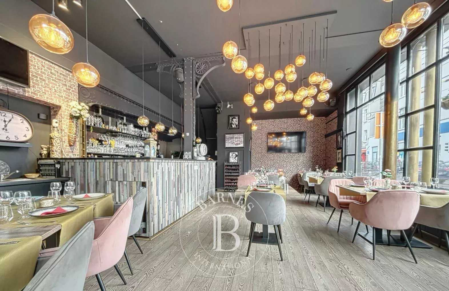 Uccle  - Building 3 Bedrooms