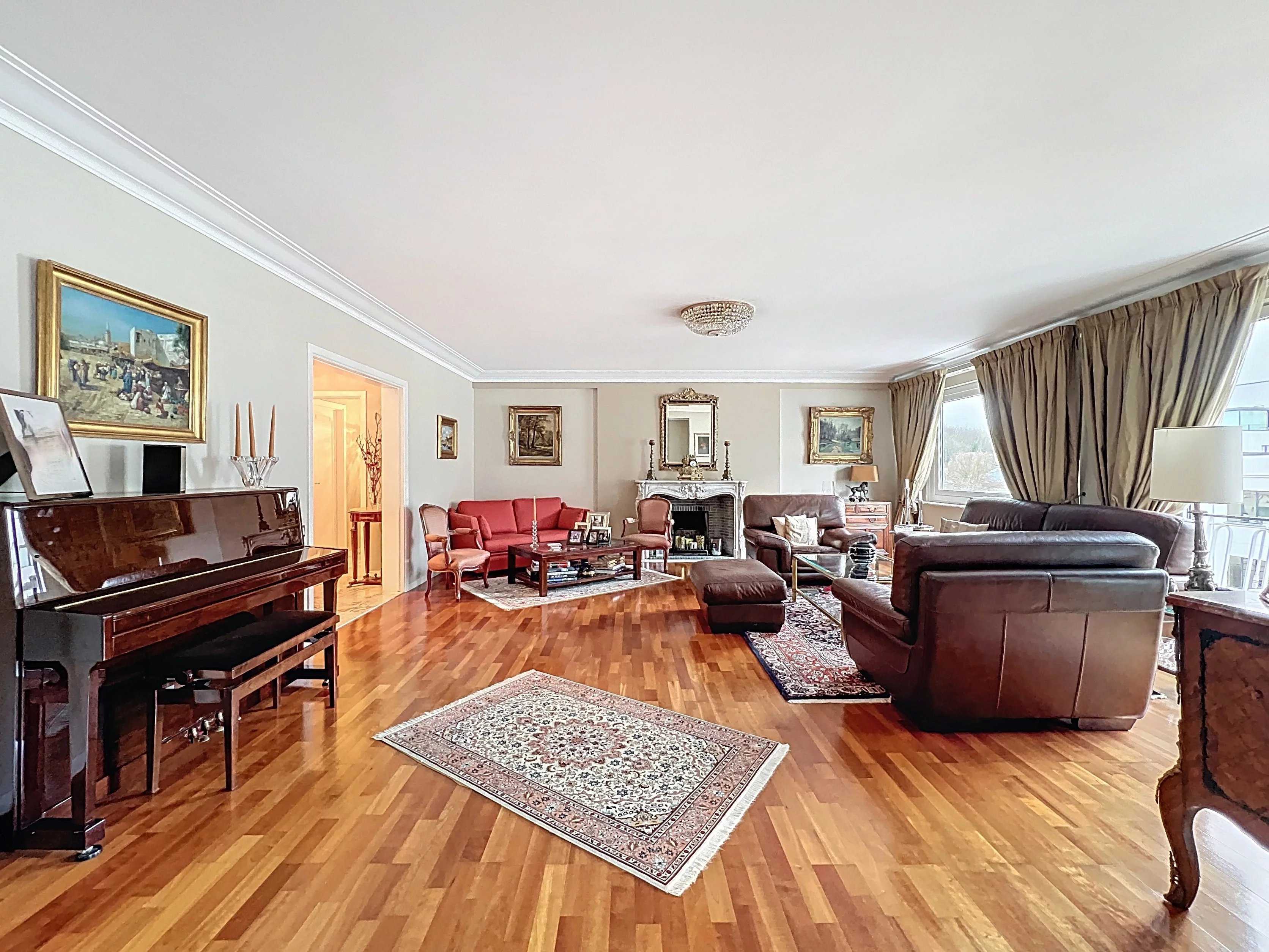 Ixelles  - Apartment 4 Bedrooms