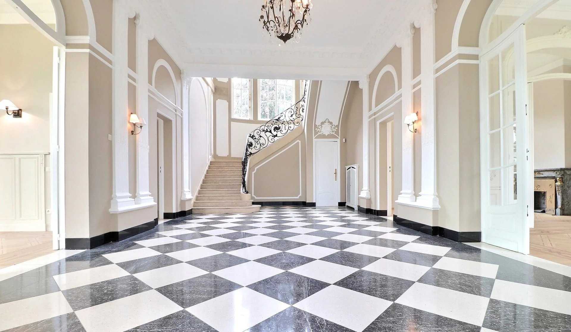 Woluwe-Saint-Pierre  - Bureaux 25 Pi&egrave;ces 6 Chambres