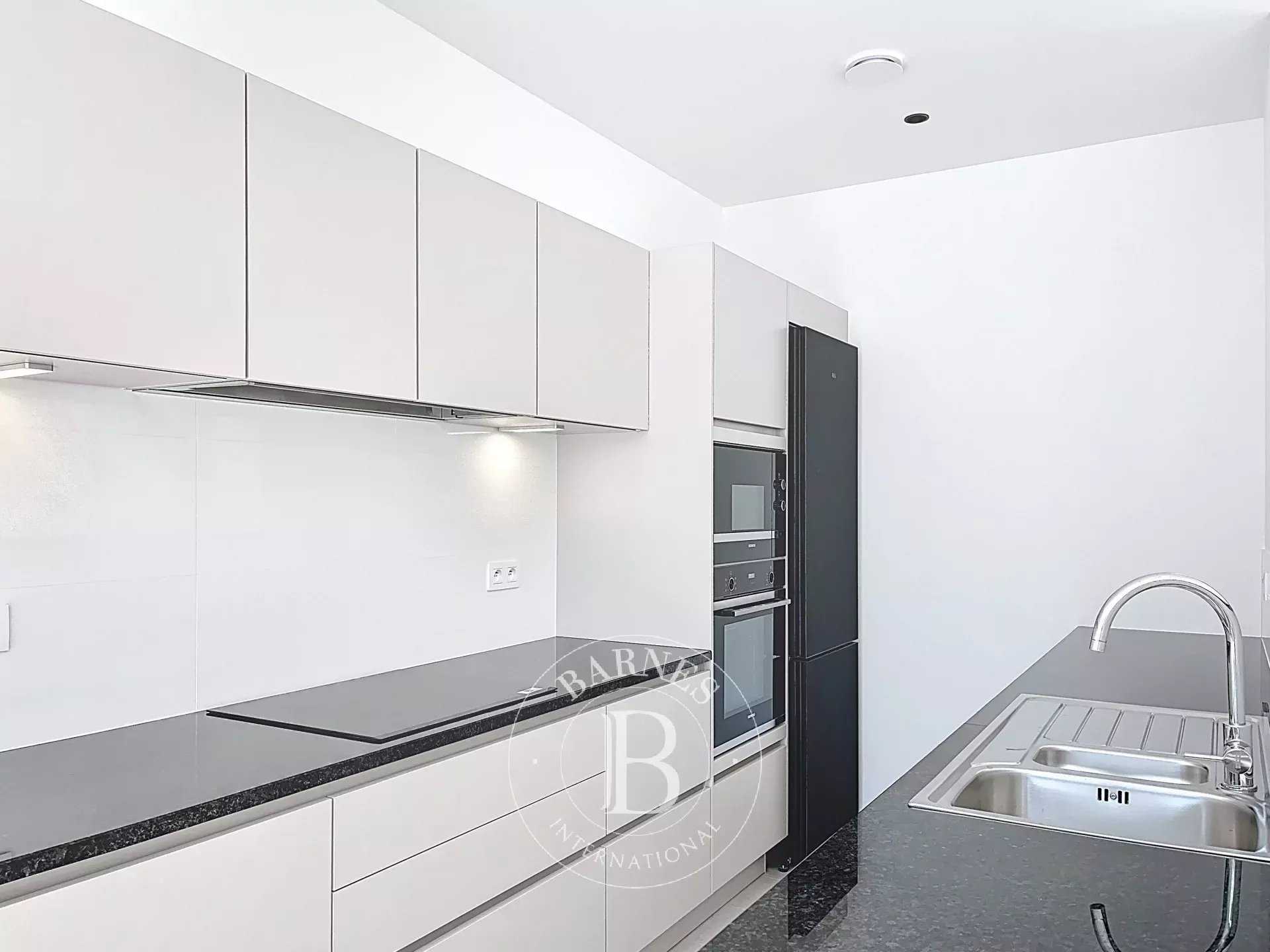 Bruxelles  - Piso 10 Cuartos 3 Habitaciones