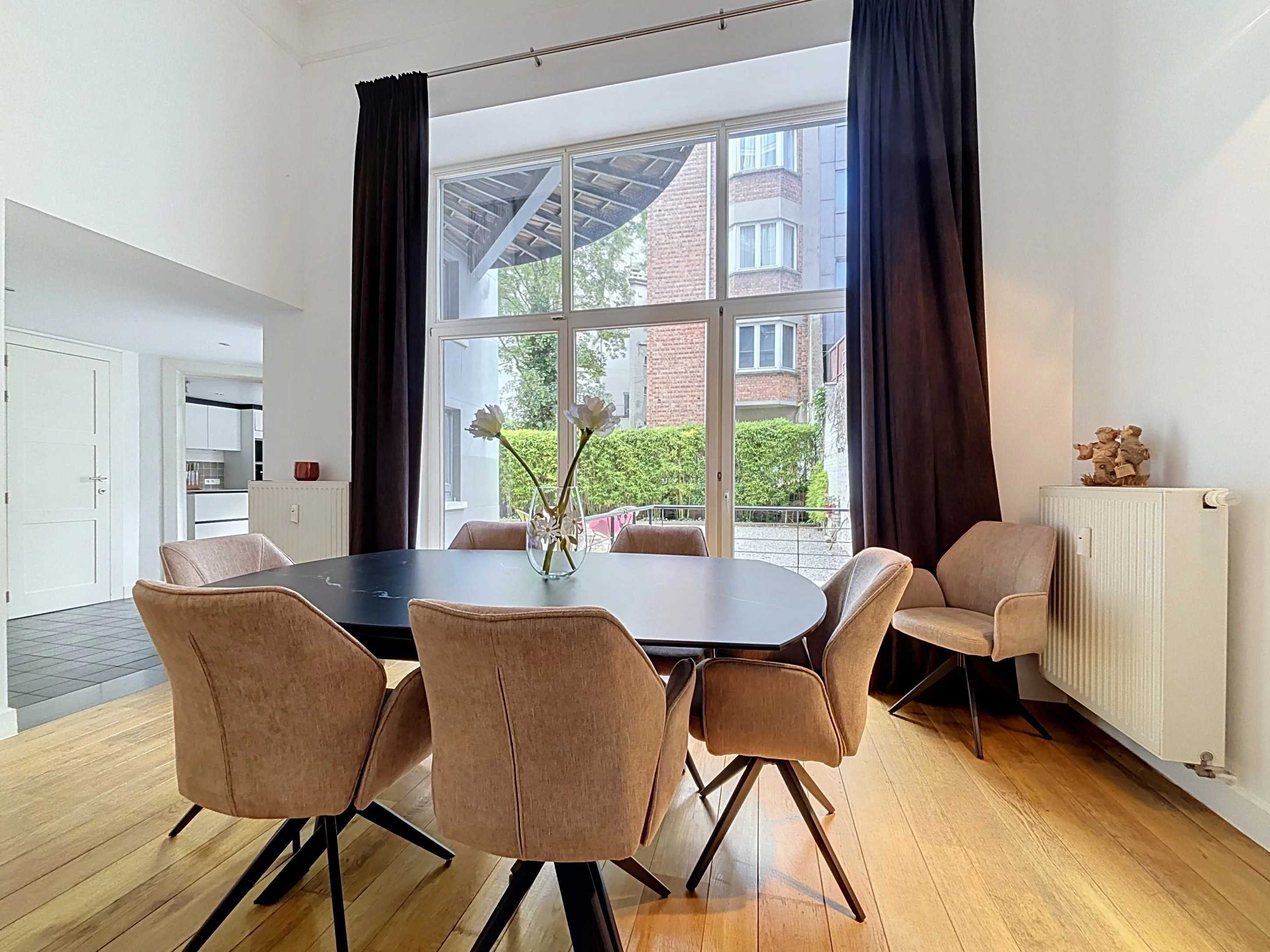Ixelles  - Appartement 10 Pi&egrave;ces 3 Chambres