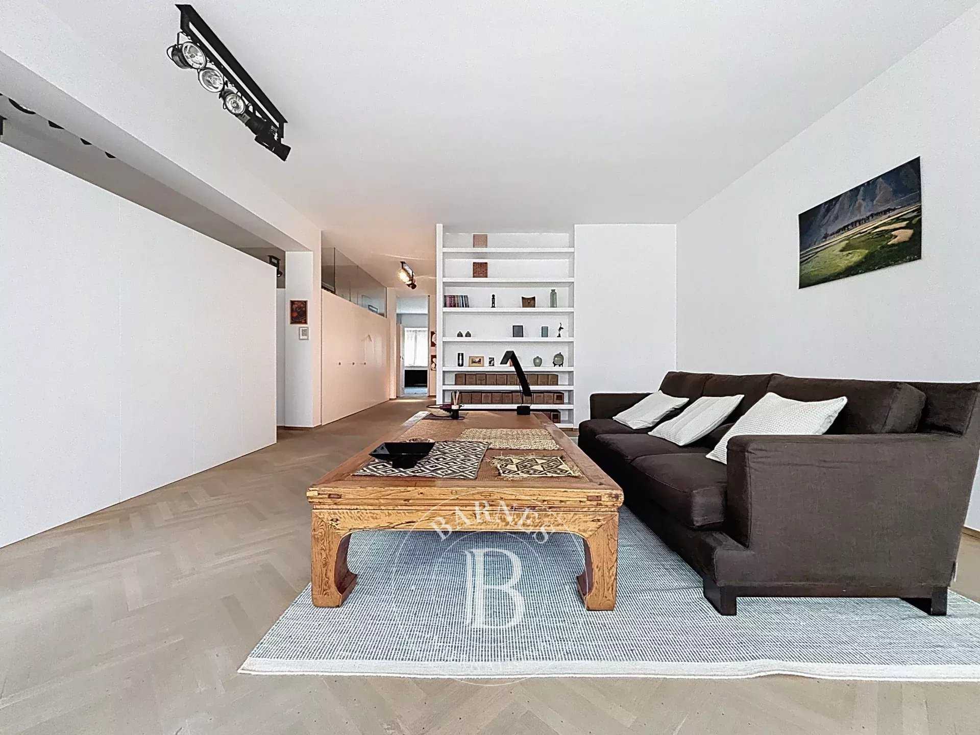 Saint-Gilles  - Appartement 7 Pi&egrave;ces 2 Chambres