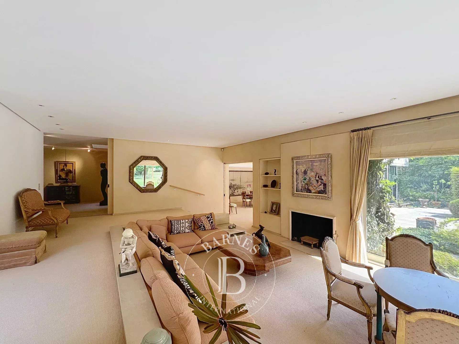 Uccle  - Villa 5 Bedrooms