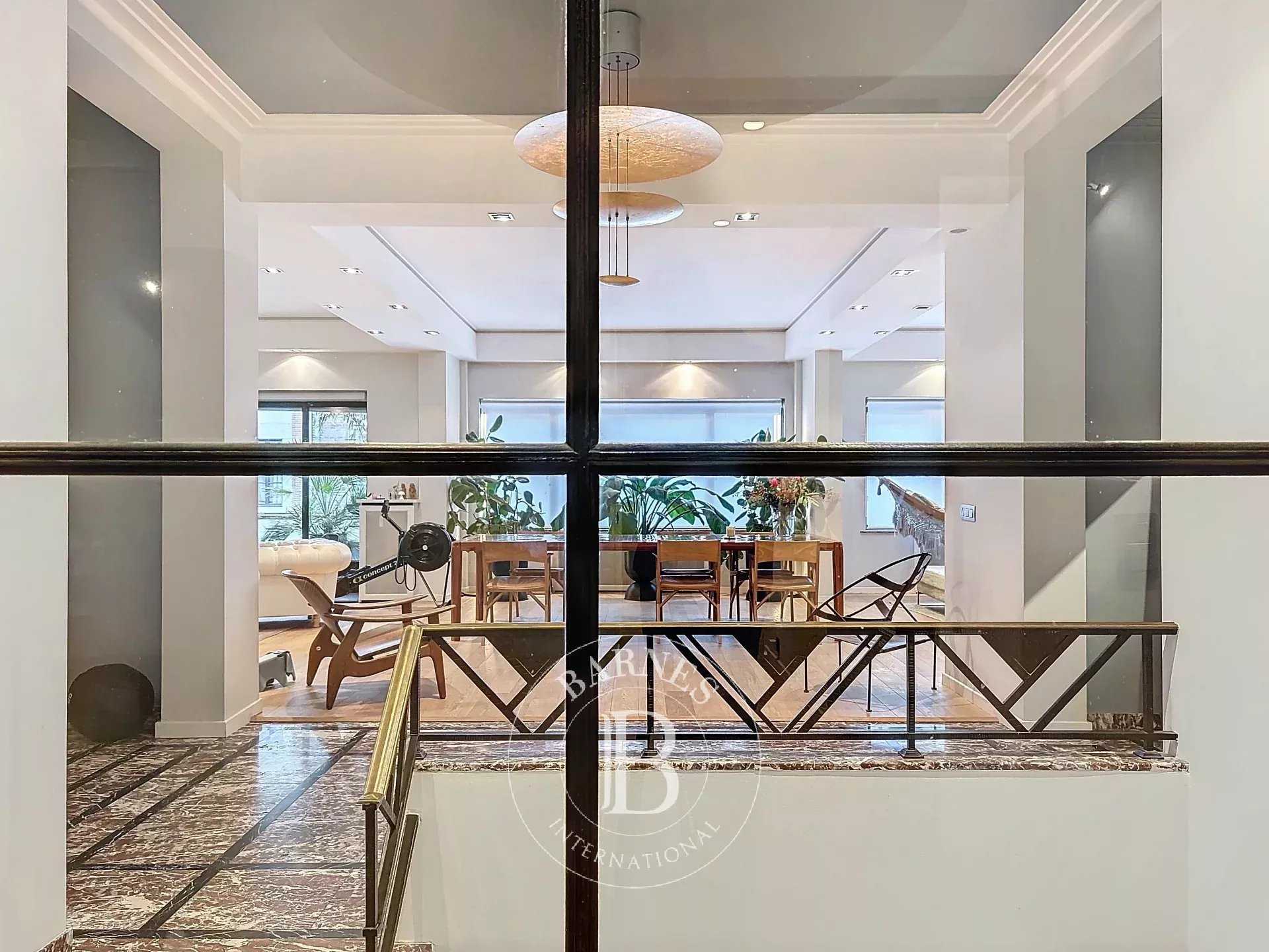 Uccle  - Appartement 10 Pièces 4 Chambres