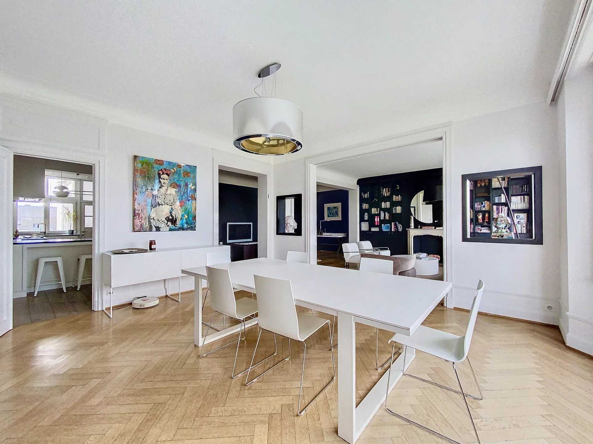 Ixelles  - Appartement 8 Pi&egrave;ces 4 Chambres