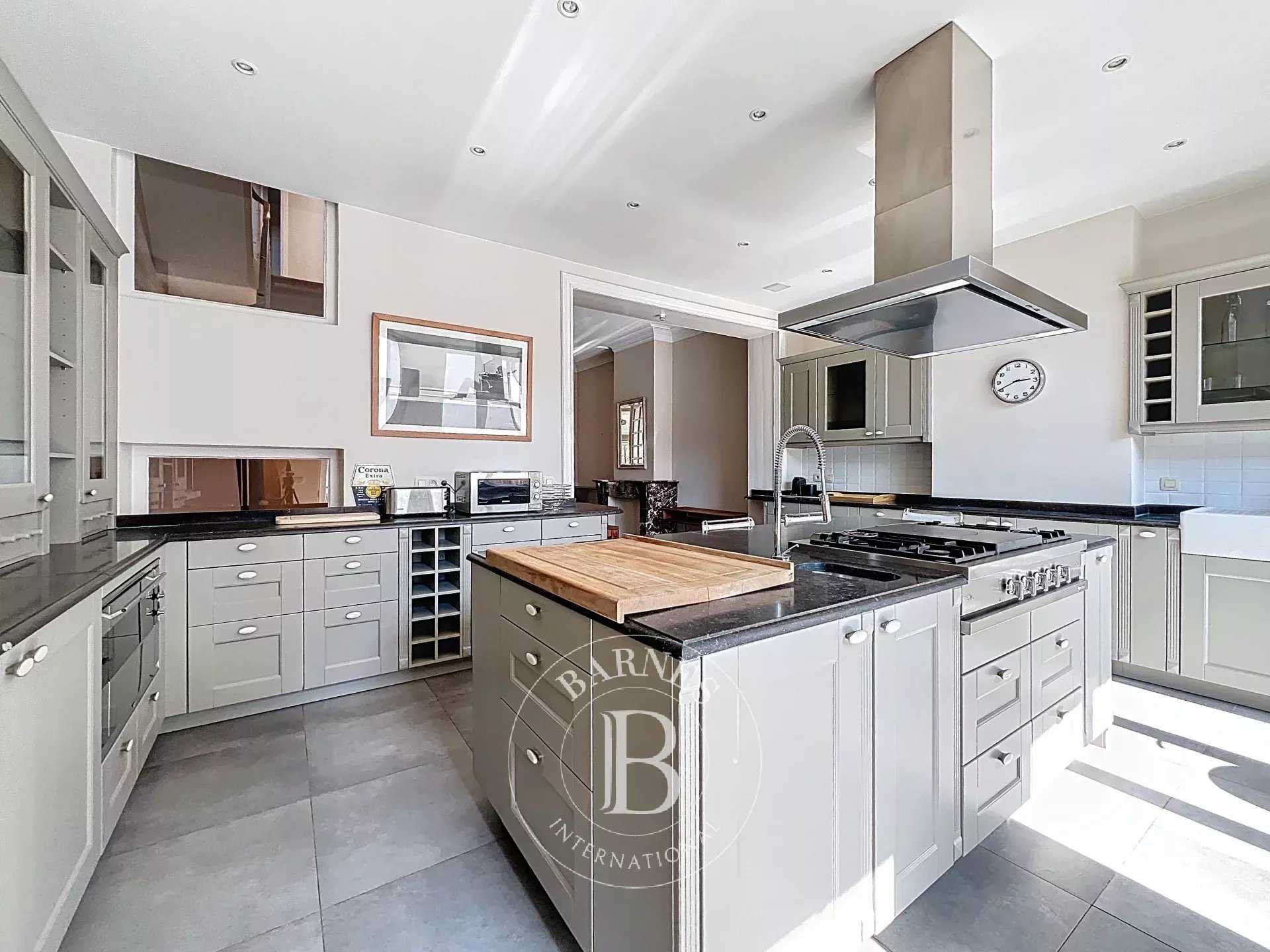 Saint-Gilles  - Apartment 3 Bedrooms