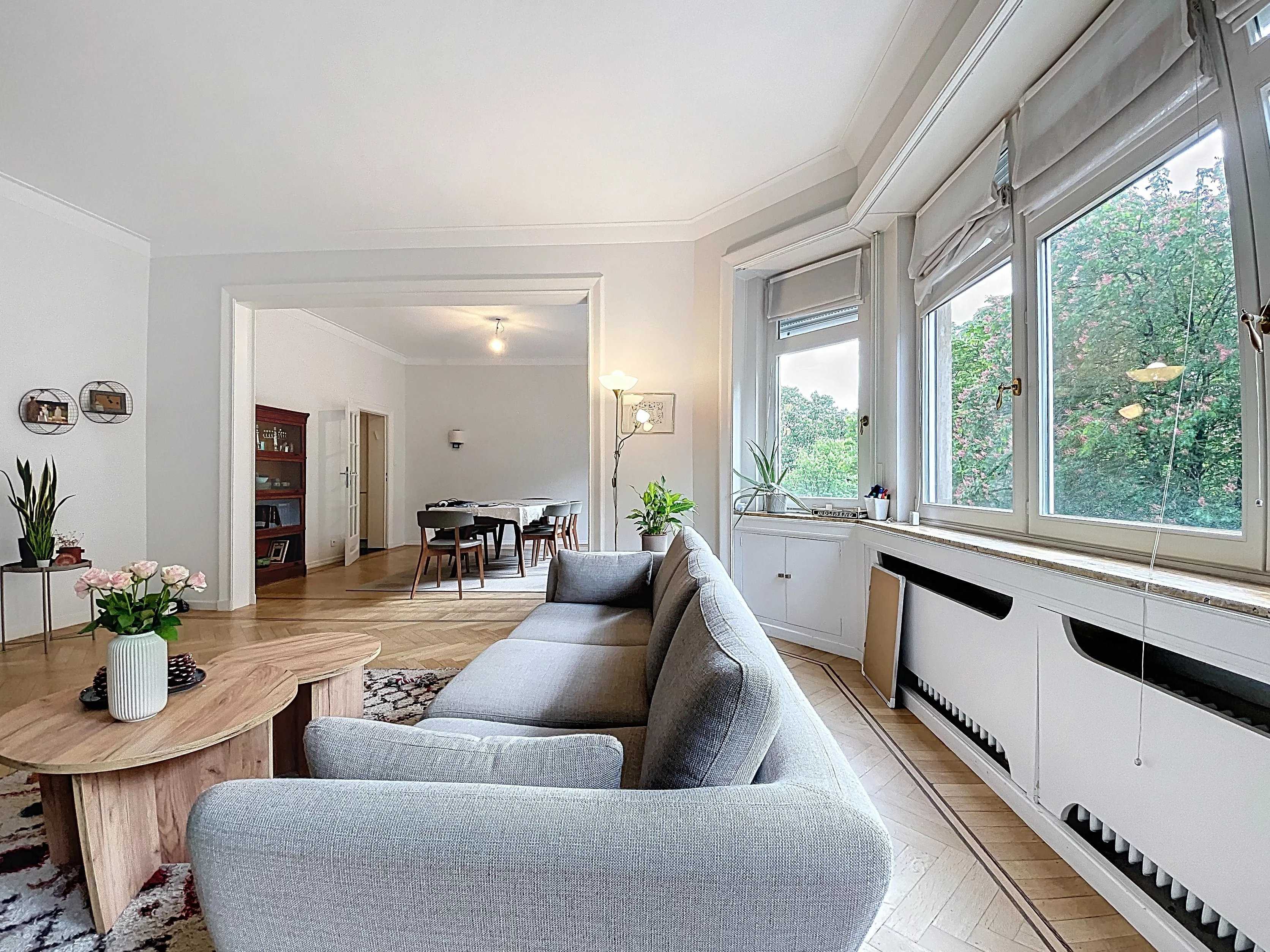 Bruxelles  - Appartement 10 Pi&egrave;ces 4 Chambres