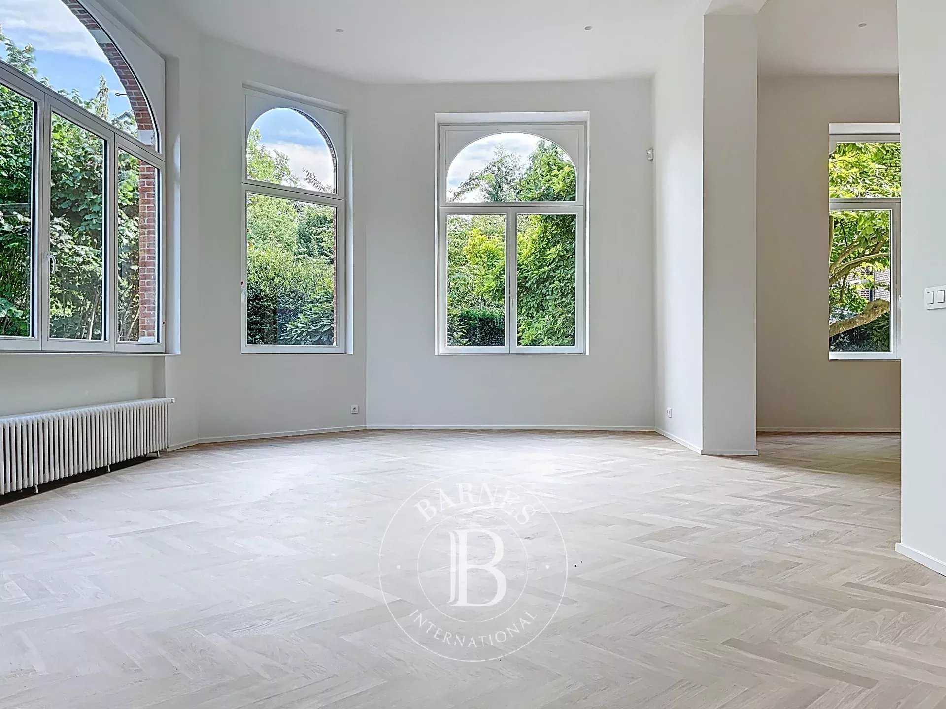 Uccle  - House 5 Bedrooms