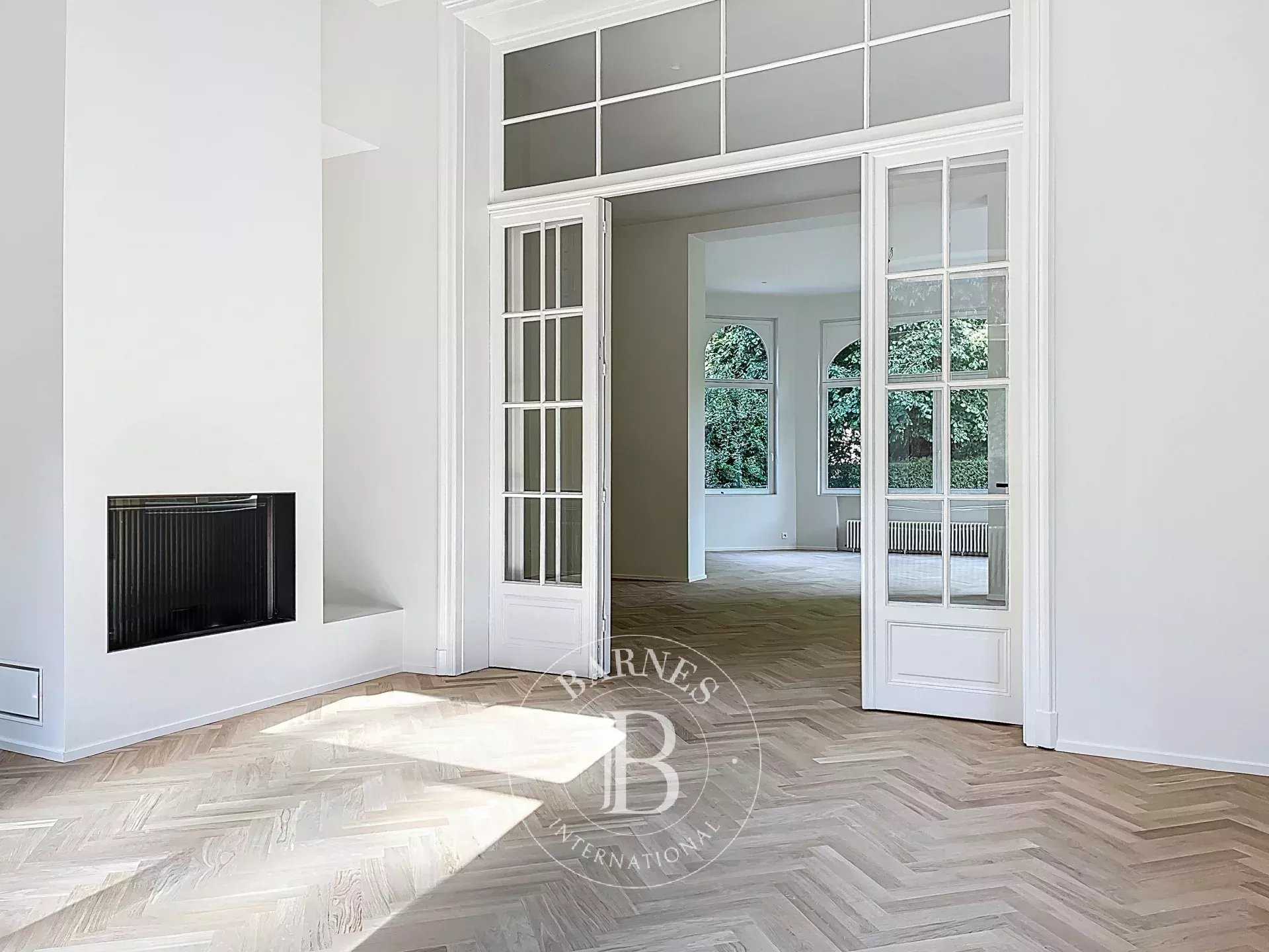 Uccle  - House 5 Bedrooms