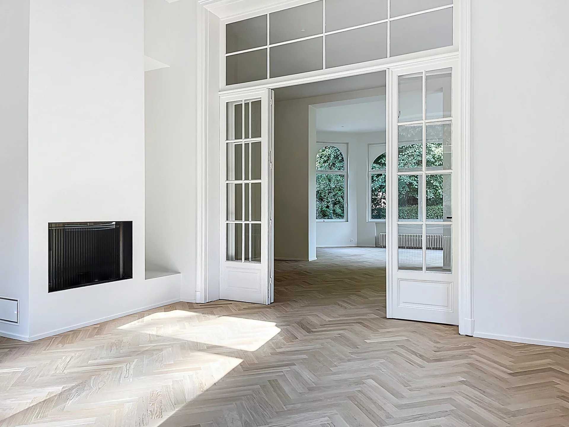 Uccle  - Maison 19 Pi&egrave;ces 5 Chambres