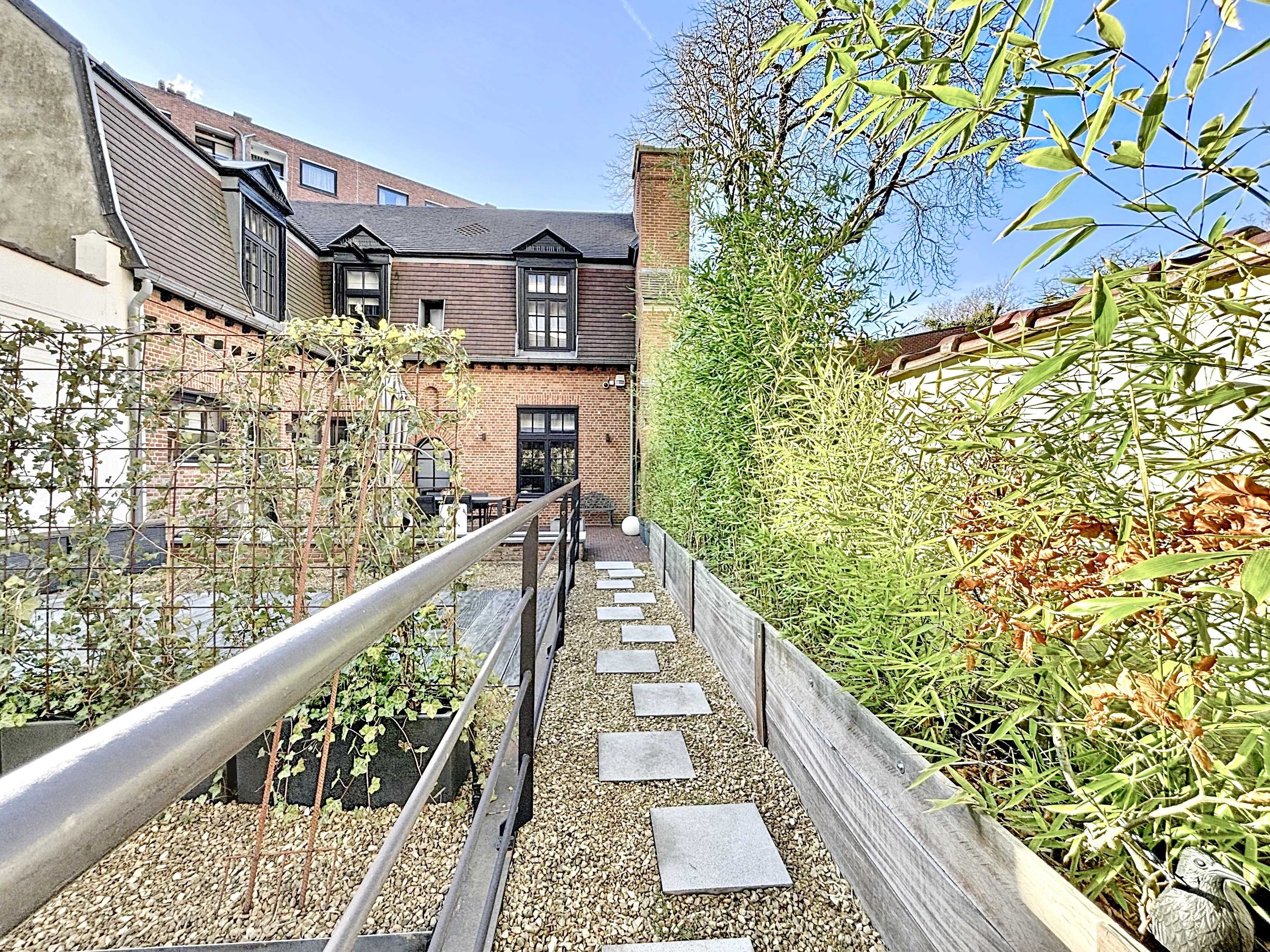 Ixelles  - Maison 7 Pi&egrave;ces 3 Chambres