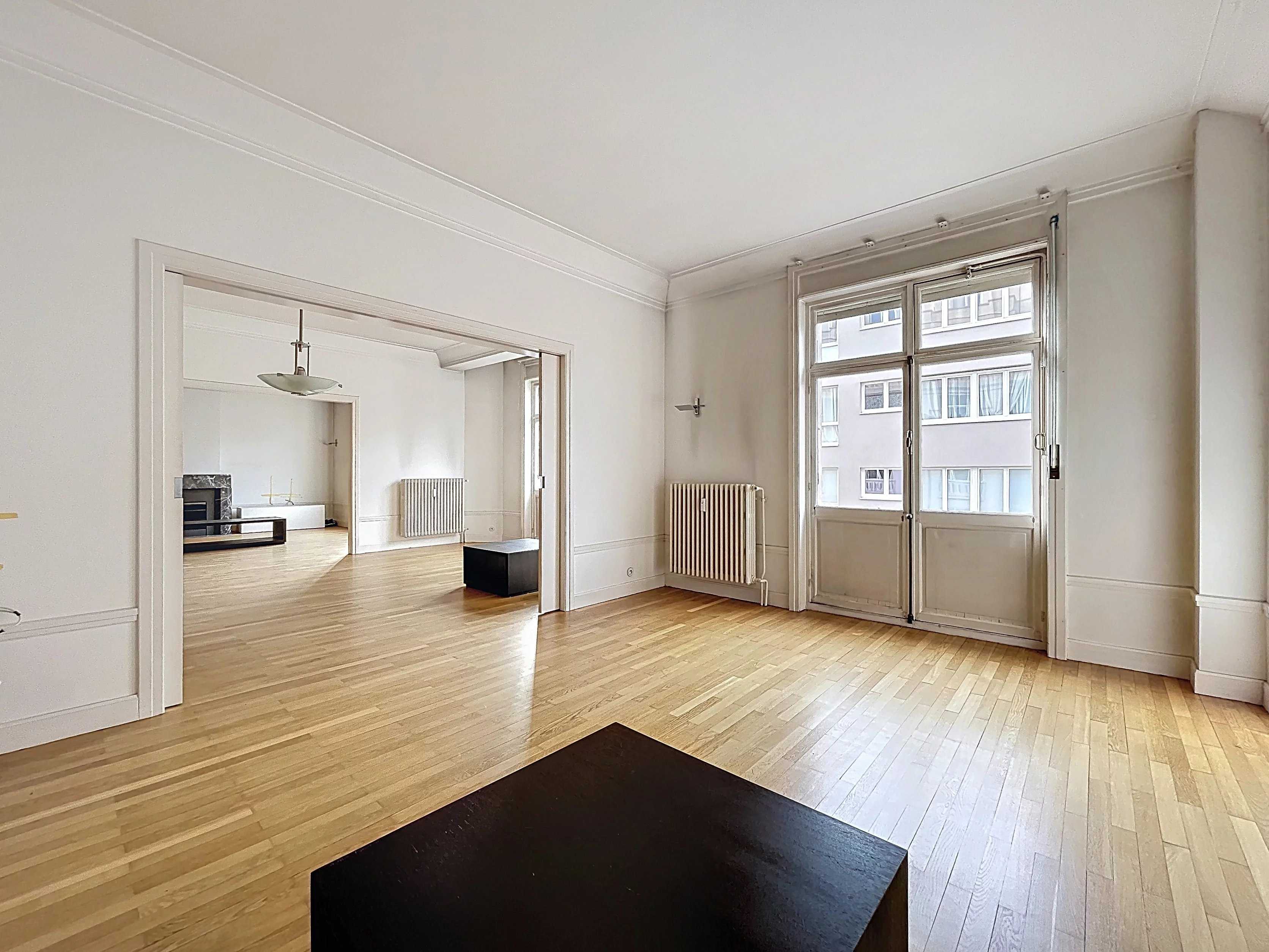 Ixelles  - Appartement 8 Pi&egrave;ces 3 Chambres