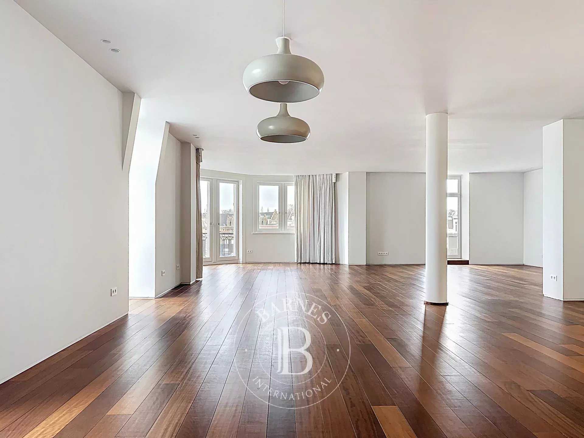 Etterbeek  - Penthouse 13 Pi&egrave;ces 4 Chambres