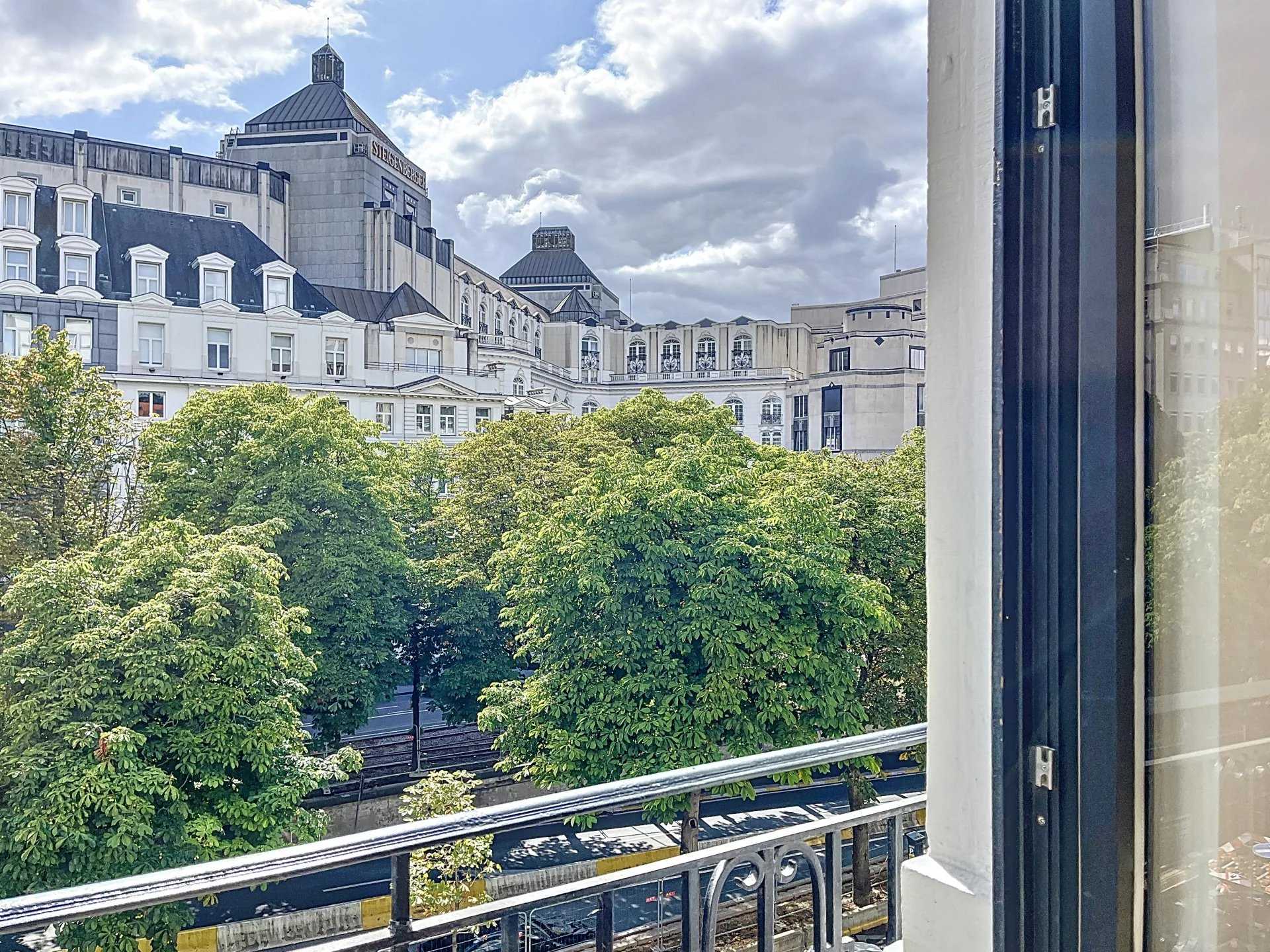 Bruxelles  - Appartement 10 Pi&egrave;ces 3 Chambres