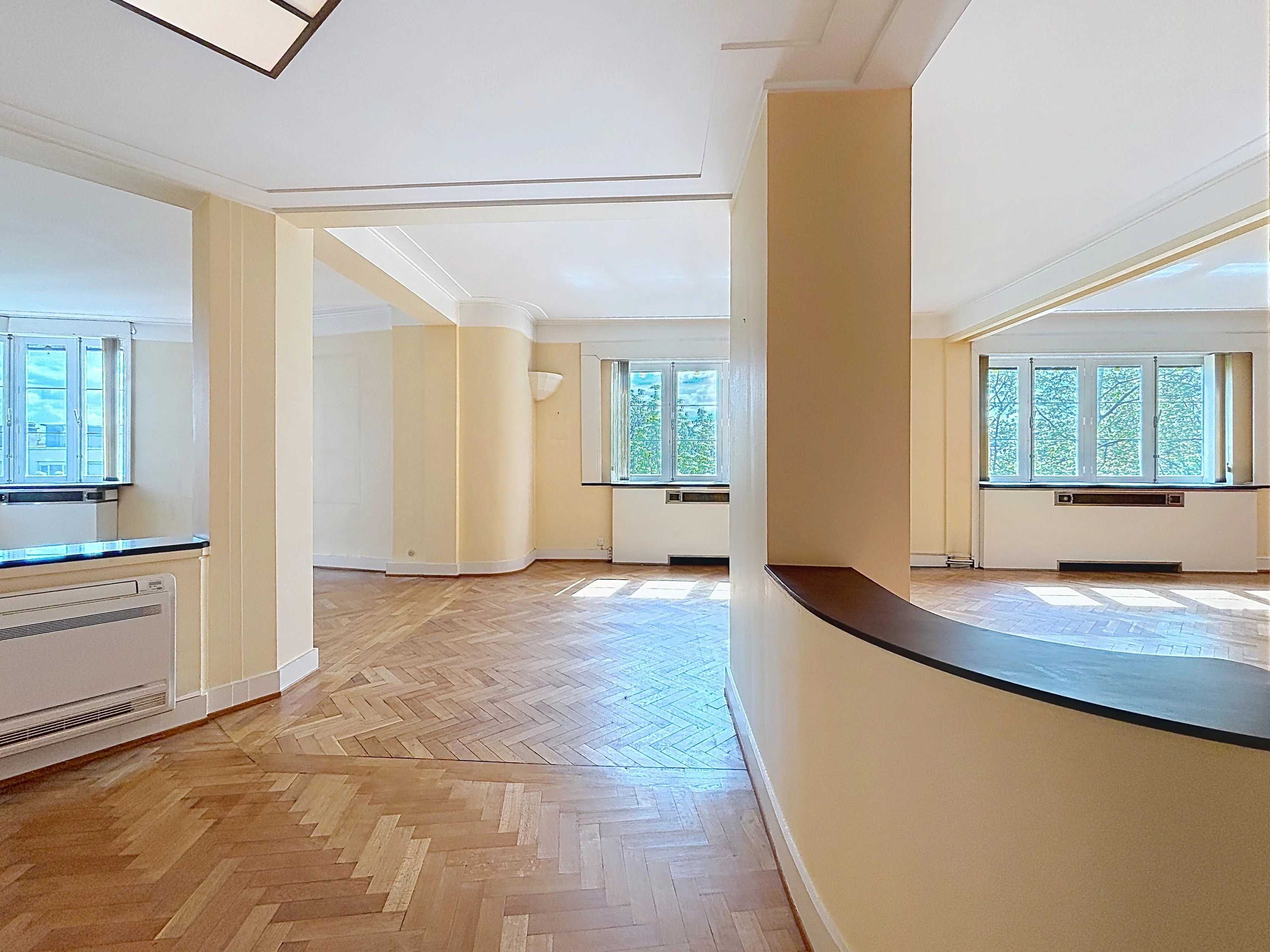 Ixelles  - Appartement 8 Pi&egrave;ces 3 Chambres