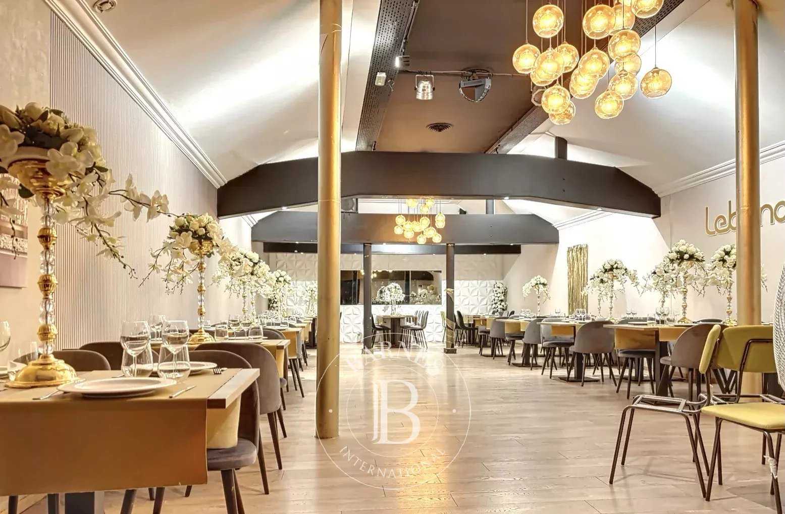 Uccle  - Building 3 Bedrooms