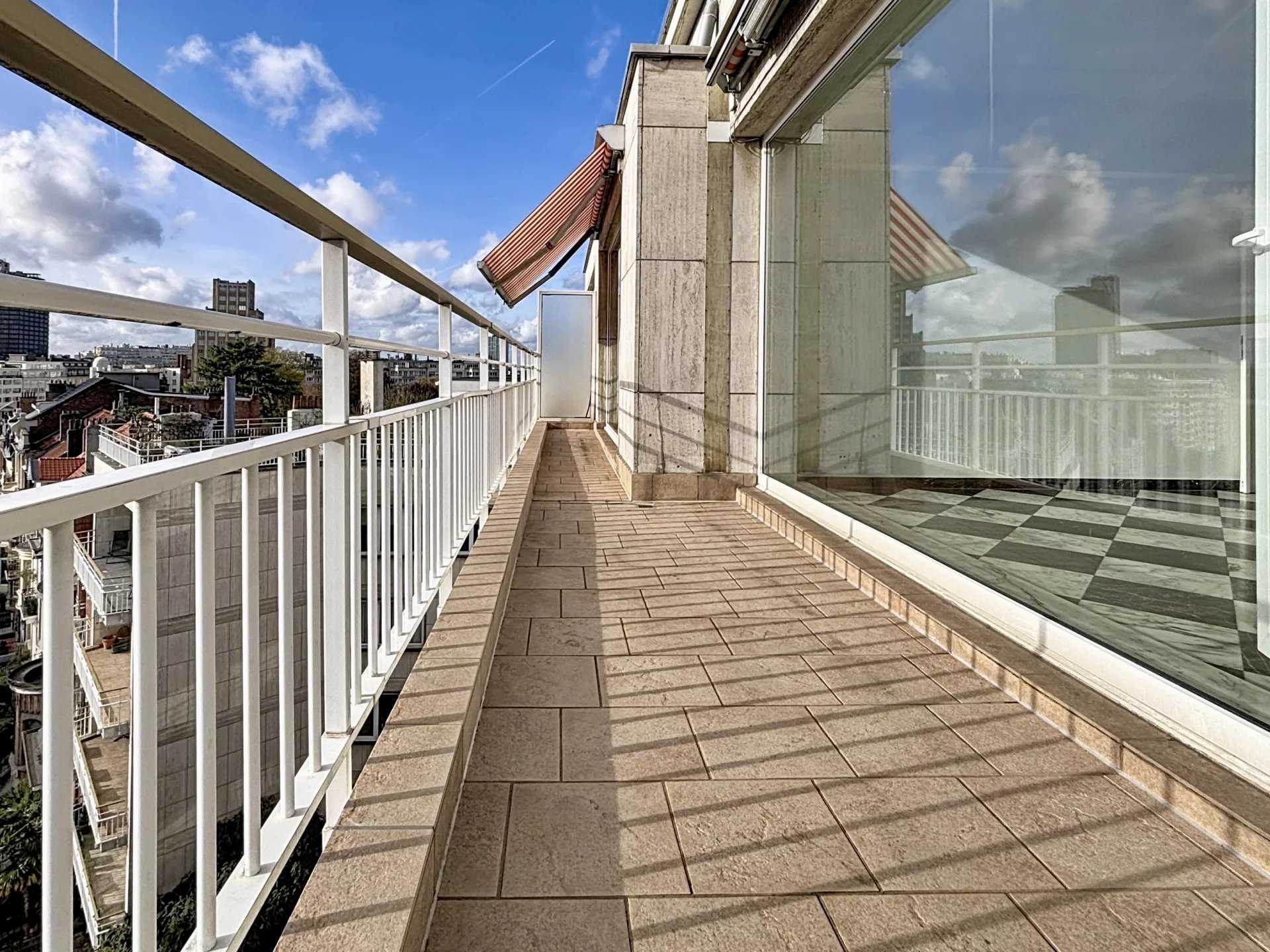 Ixelles  - Appartement 8 Pi&egrave;ces 3 Chambres