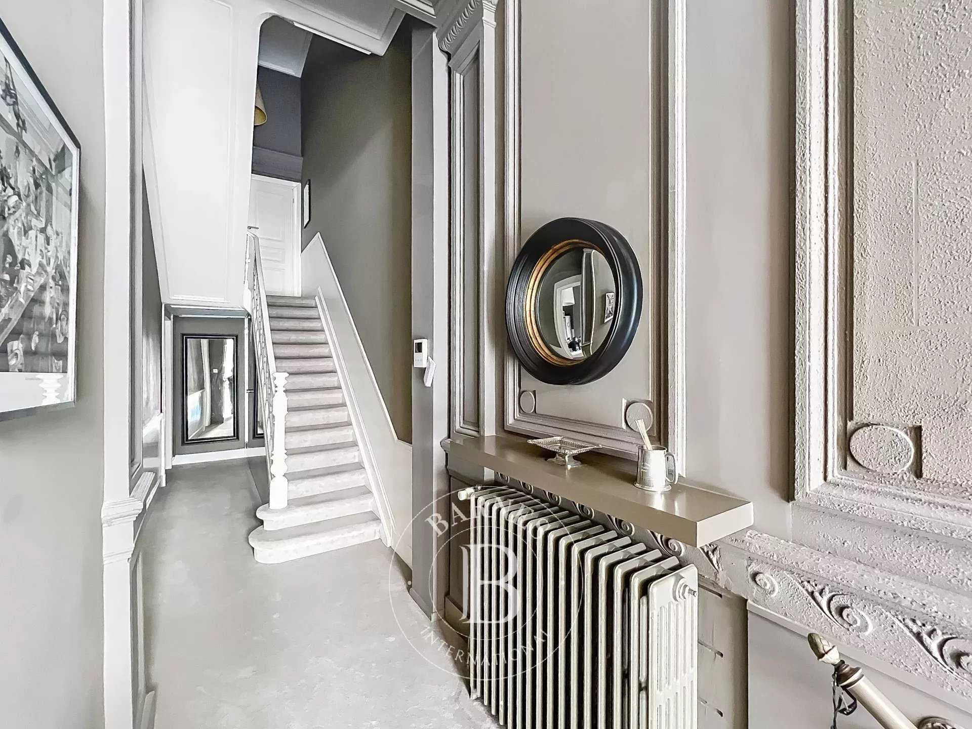Ixelles  - Maison 14 Pièces 5 Chambres