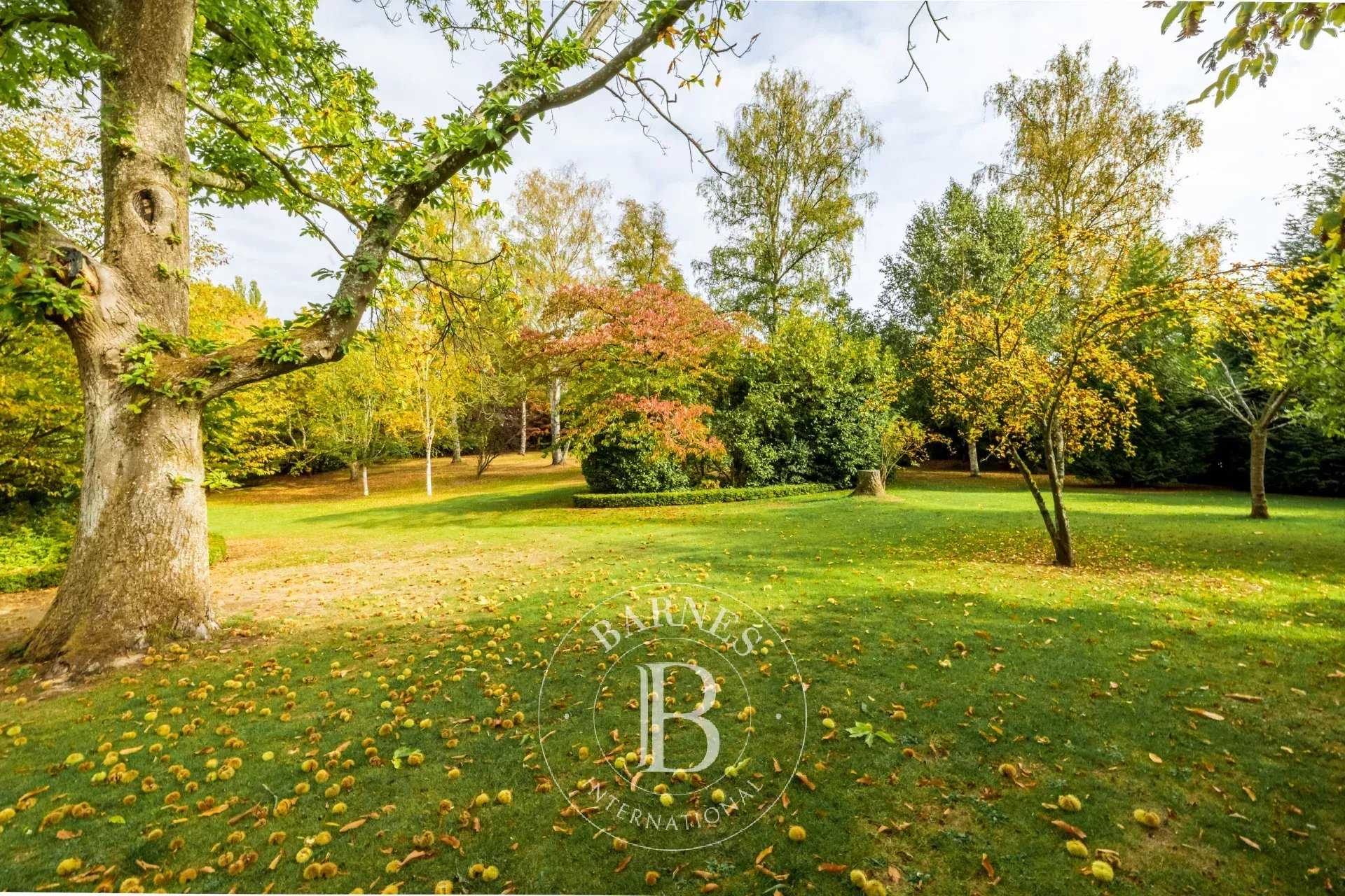 Tervuren  - Property 8 Bedrooms