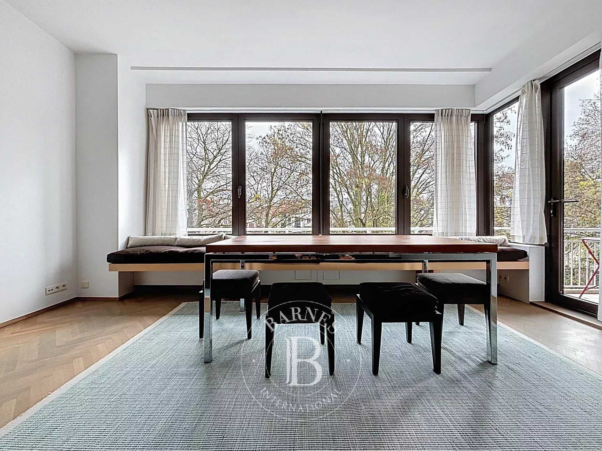 Saint-Gilles  - Appartement 7 Pi&egrave;ces 2 Chambres