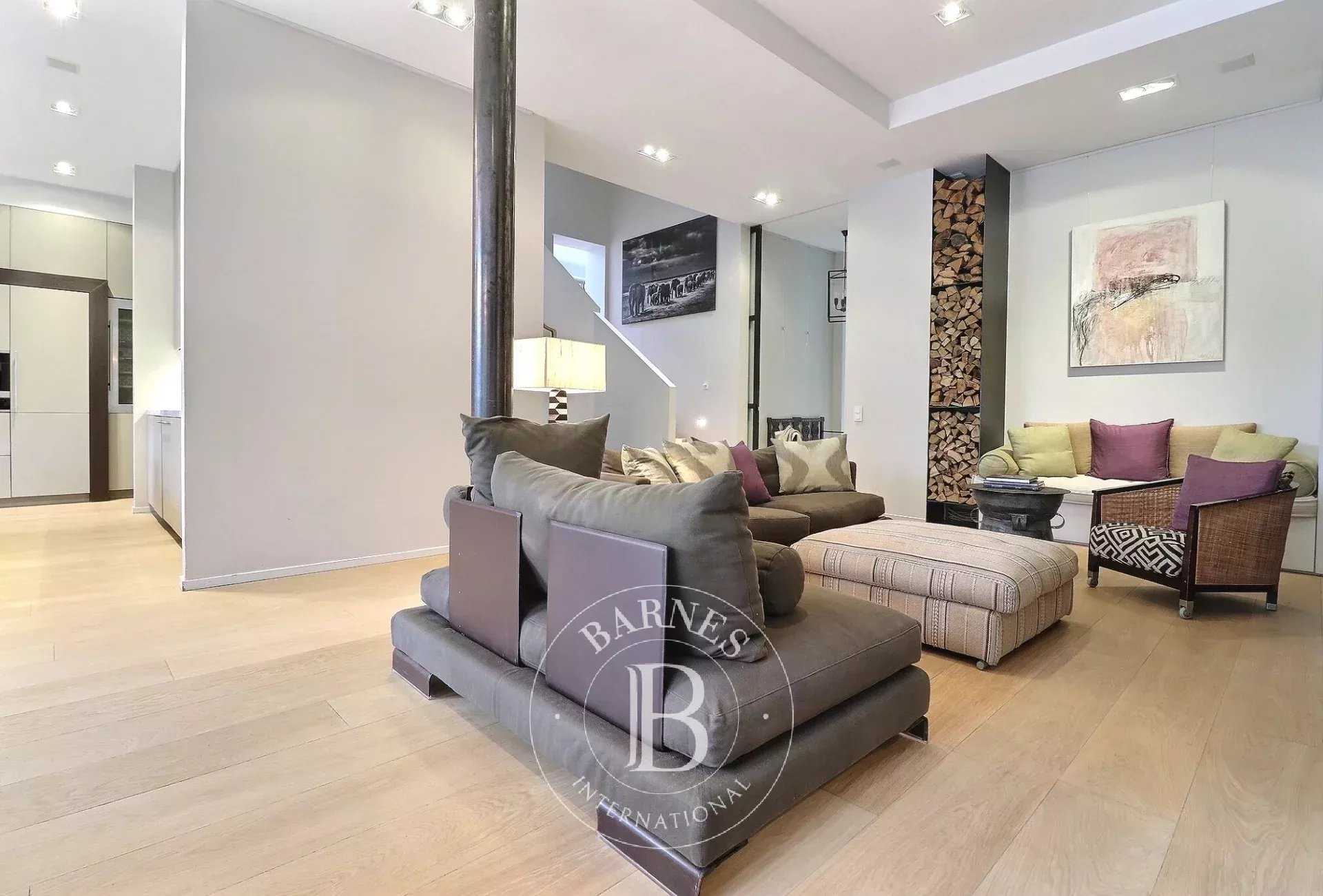 Woluwe-Saint-Pierre  - Maison 22 Pi&egrave;ces 5 Chambres