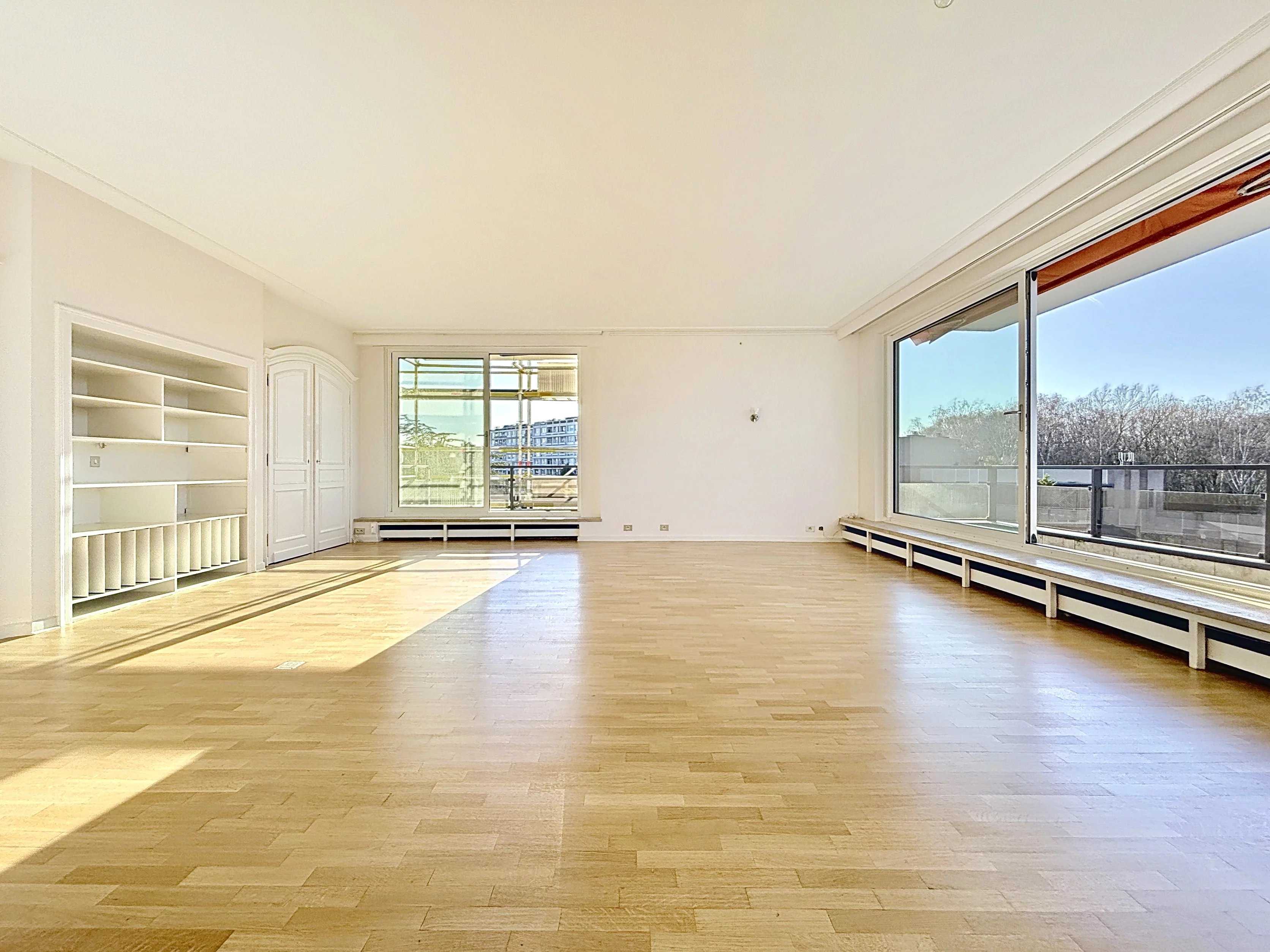 Ixelles  - Appartement 6 Pi&egrave;ces 3 Chambres