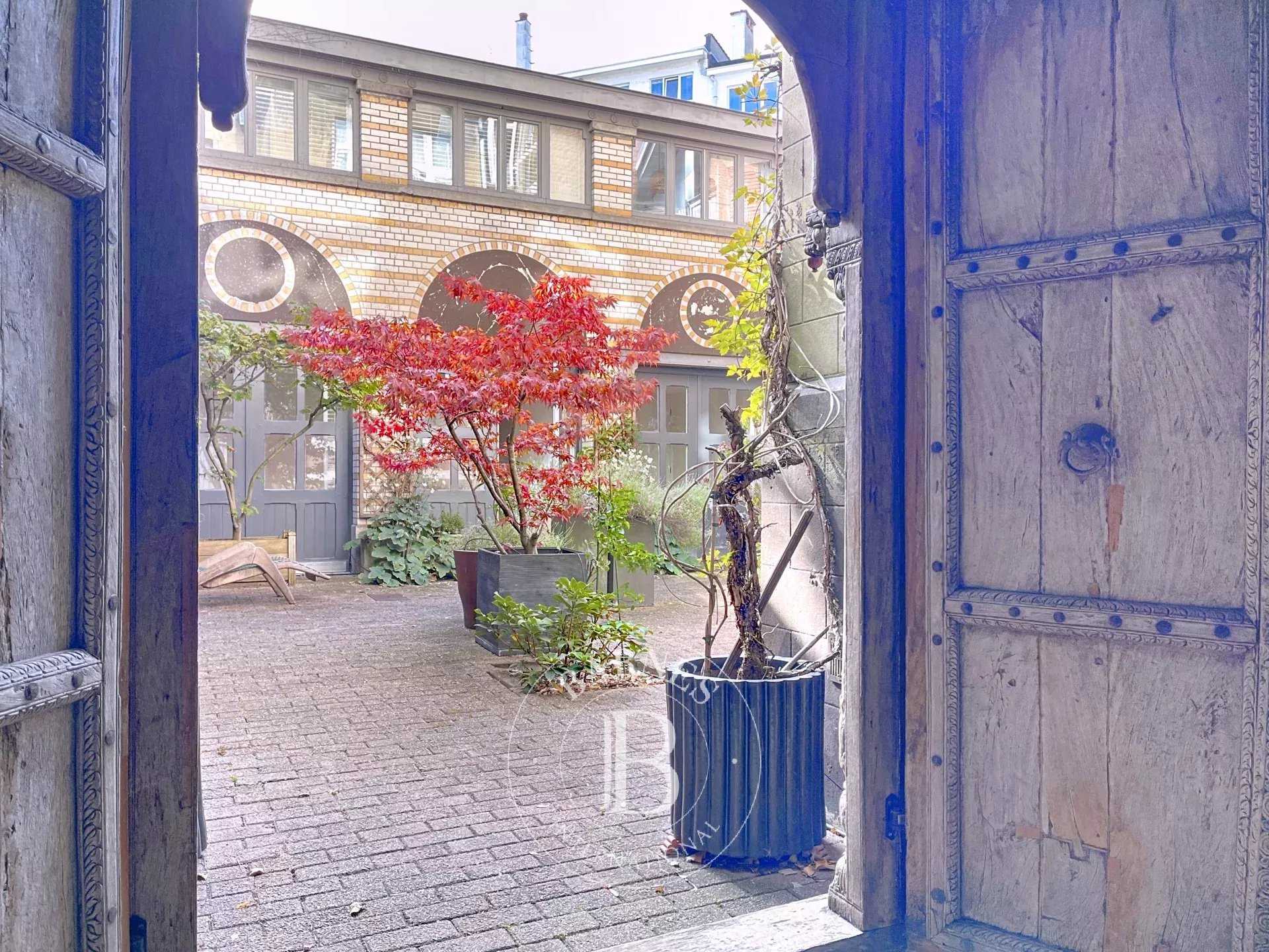 Ixelles  - Maison 6 Pi&egrave;ces 2 Chambres